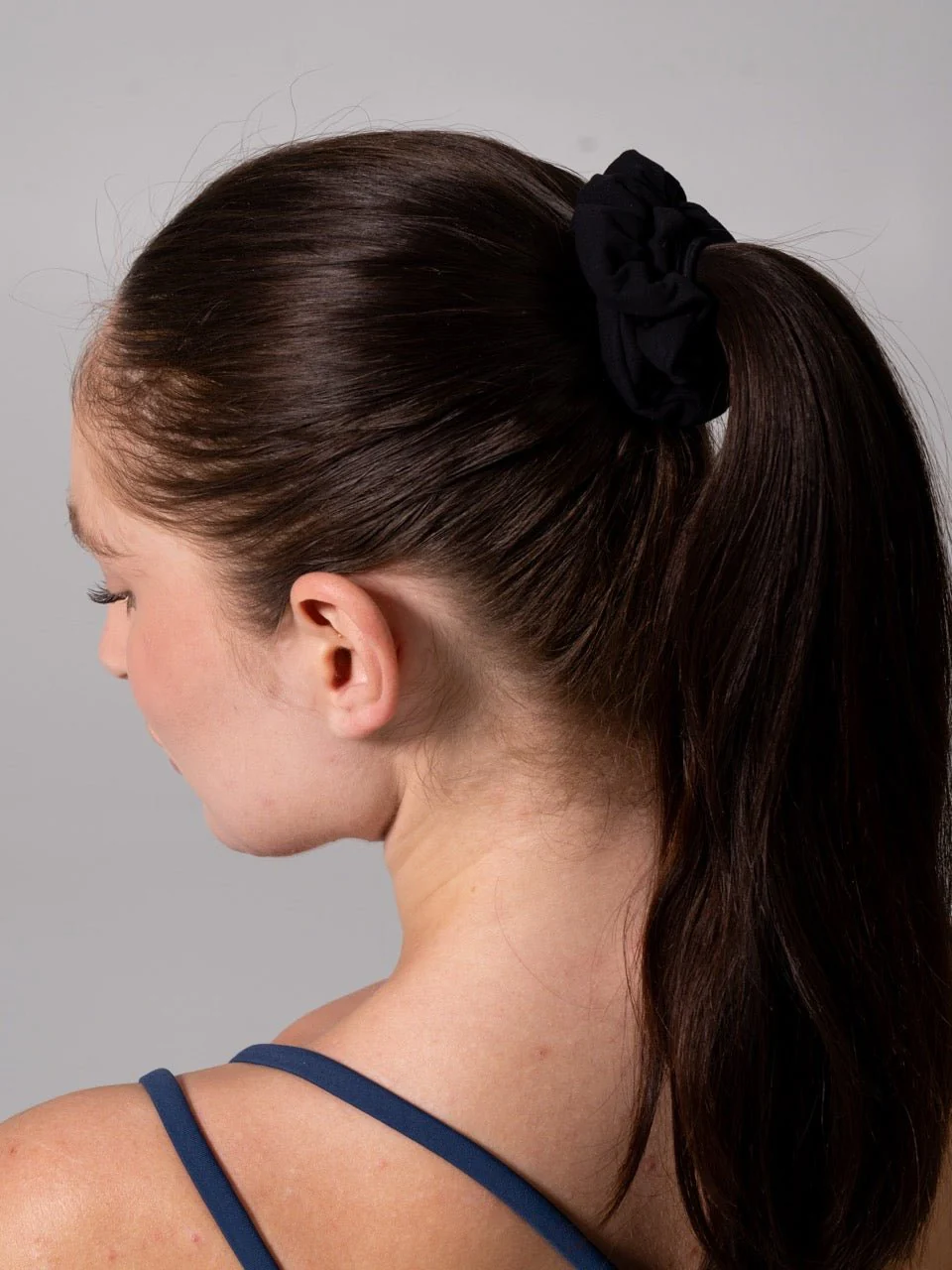 3 Pack Micro Nubre Scrunchie - Black and White - Image 4