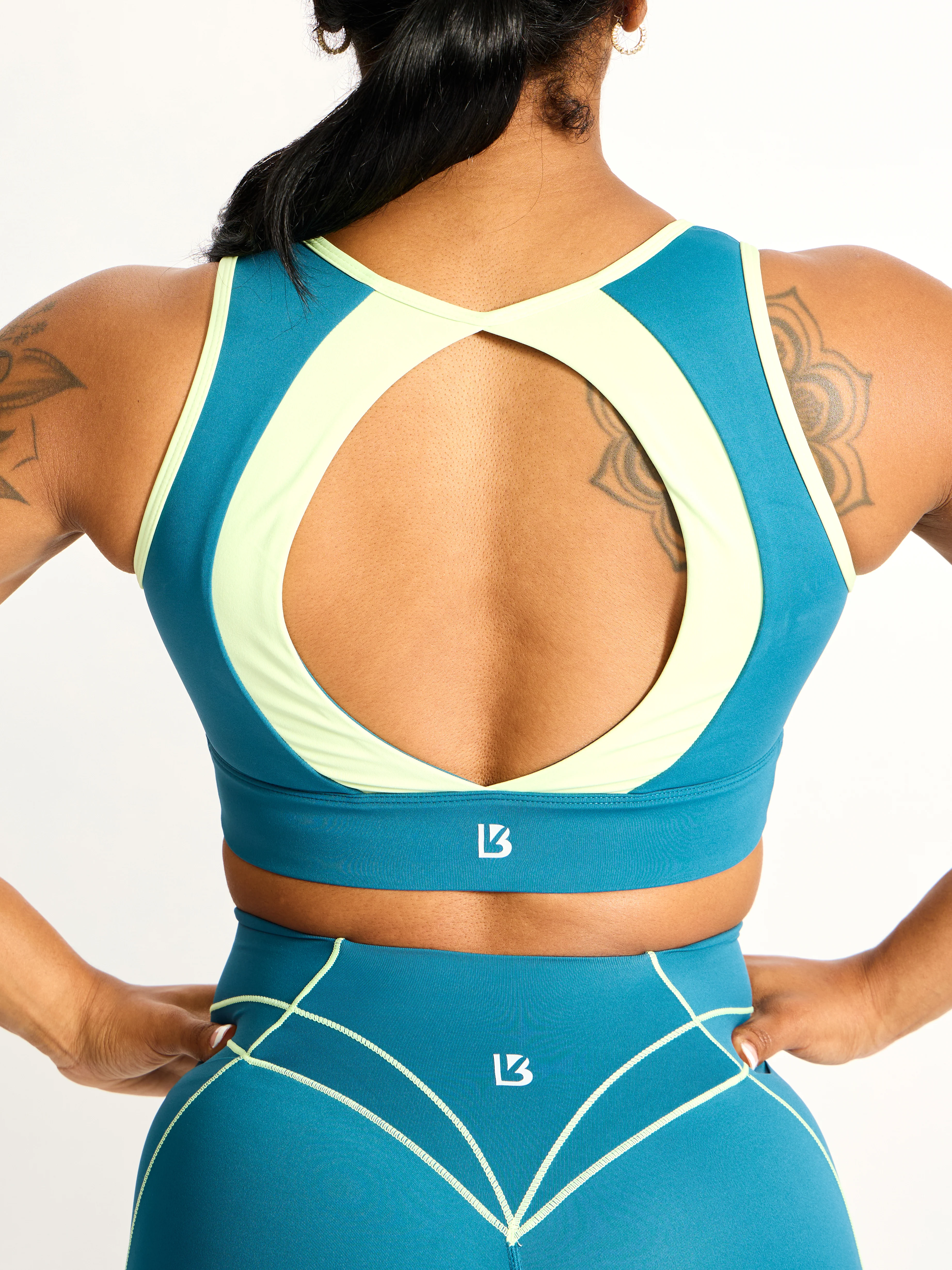 Airbrush Maraschino Sports Bra - Nile Multi - Image 2