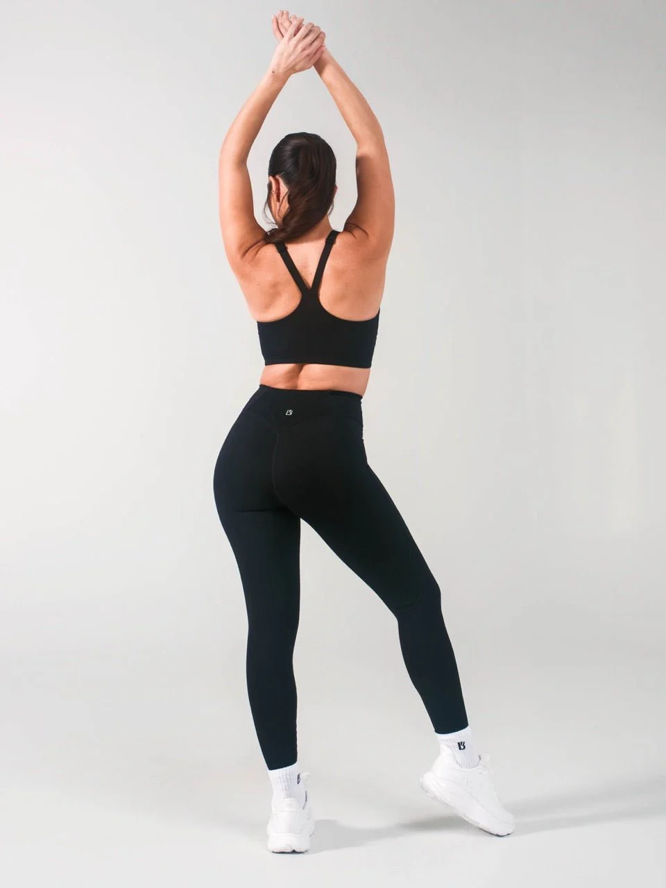 Airbrush Pocket Legging - Onyx Black - Image 6
