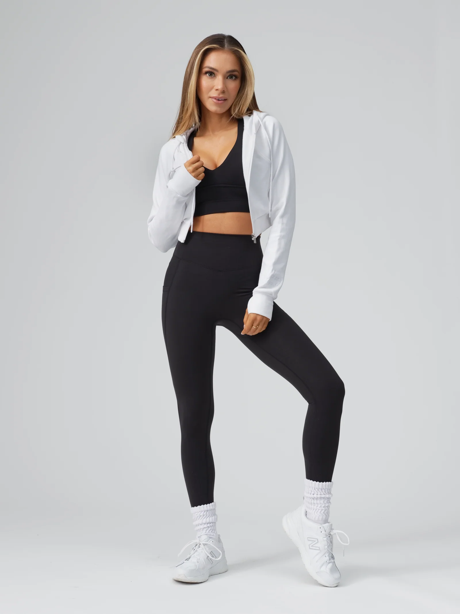 Alpha Sports Bra - Onyx Black - Image 17