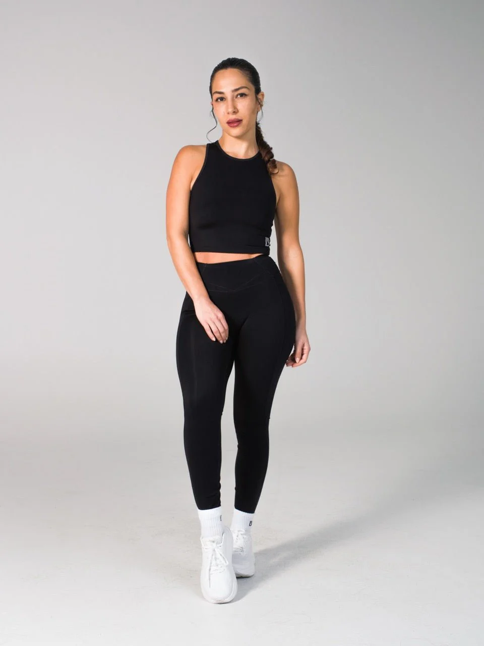 Aurora Tank - Onyx Black - Image 2