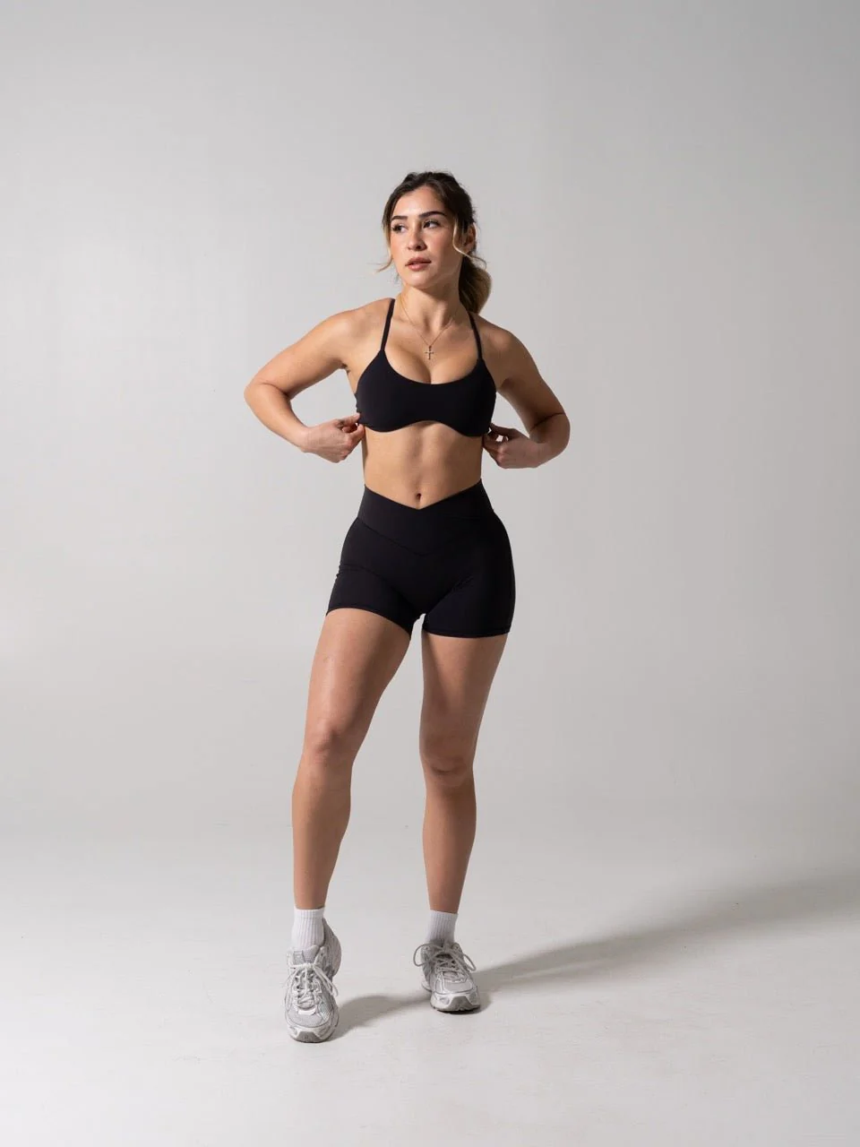 Barre Sports Bra - Onyx Black - Image 2