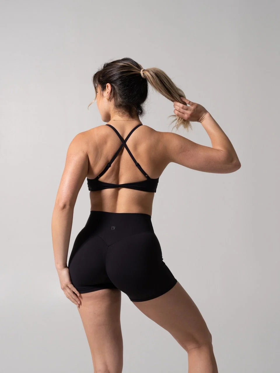 Barre Sports Bra - Onyx Black - Image 5