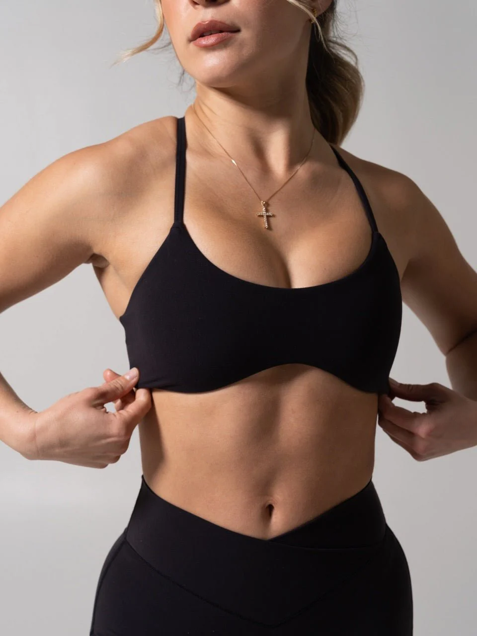 Barre Sports Bra - Onyx Black - Image 8