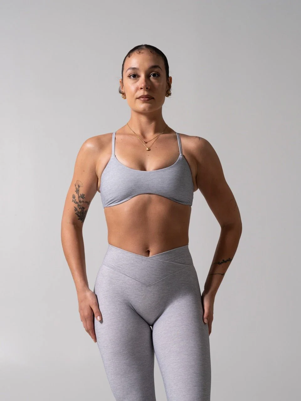 Barre Sports Bra - Platinum - Image 4