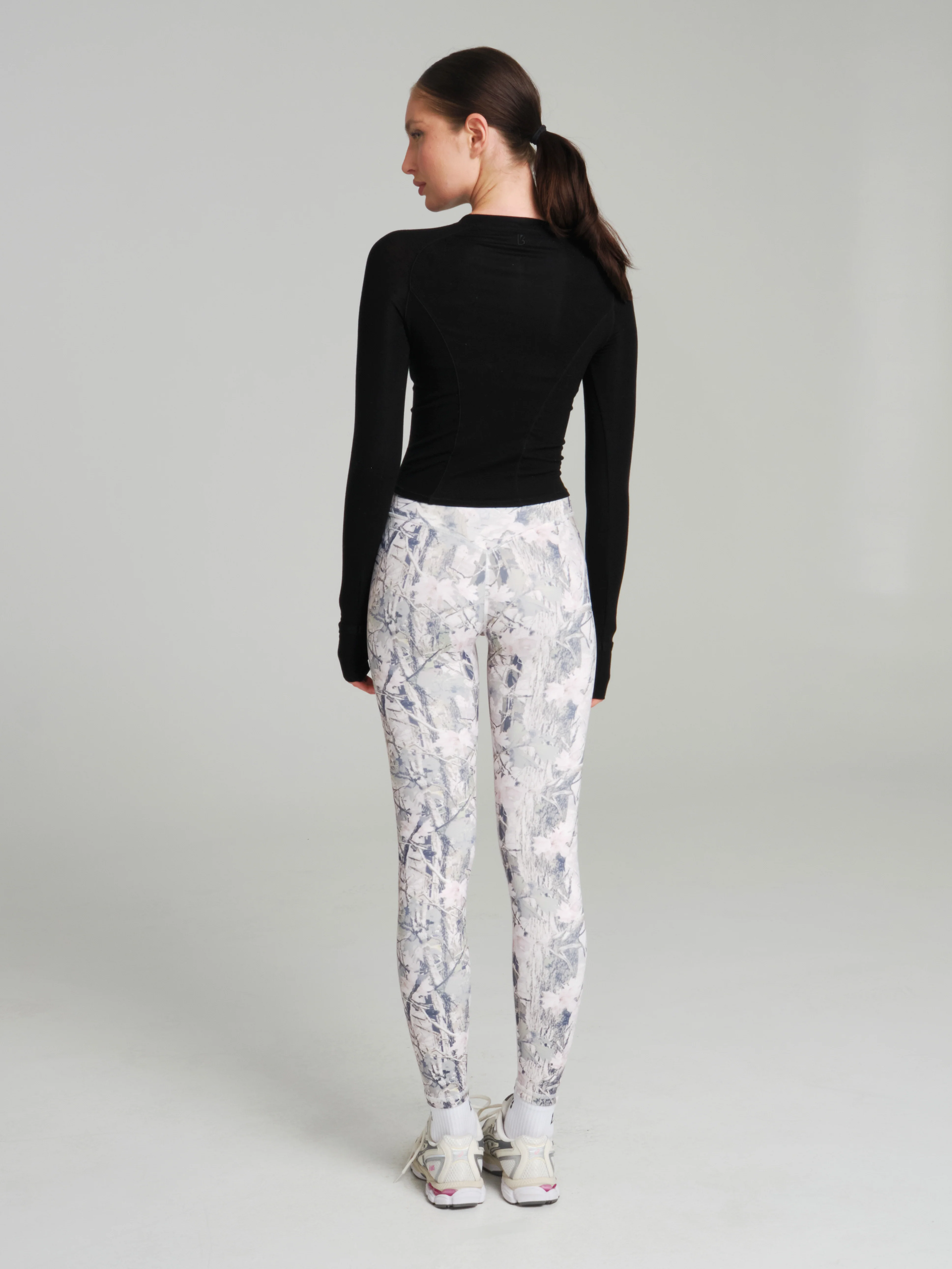 Base Layer Long Sleeve Waist Top - Onyx Black - Image 6