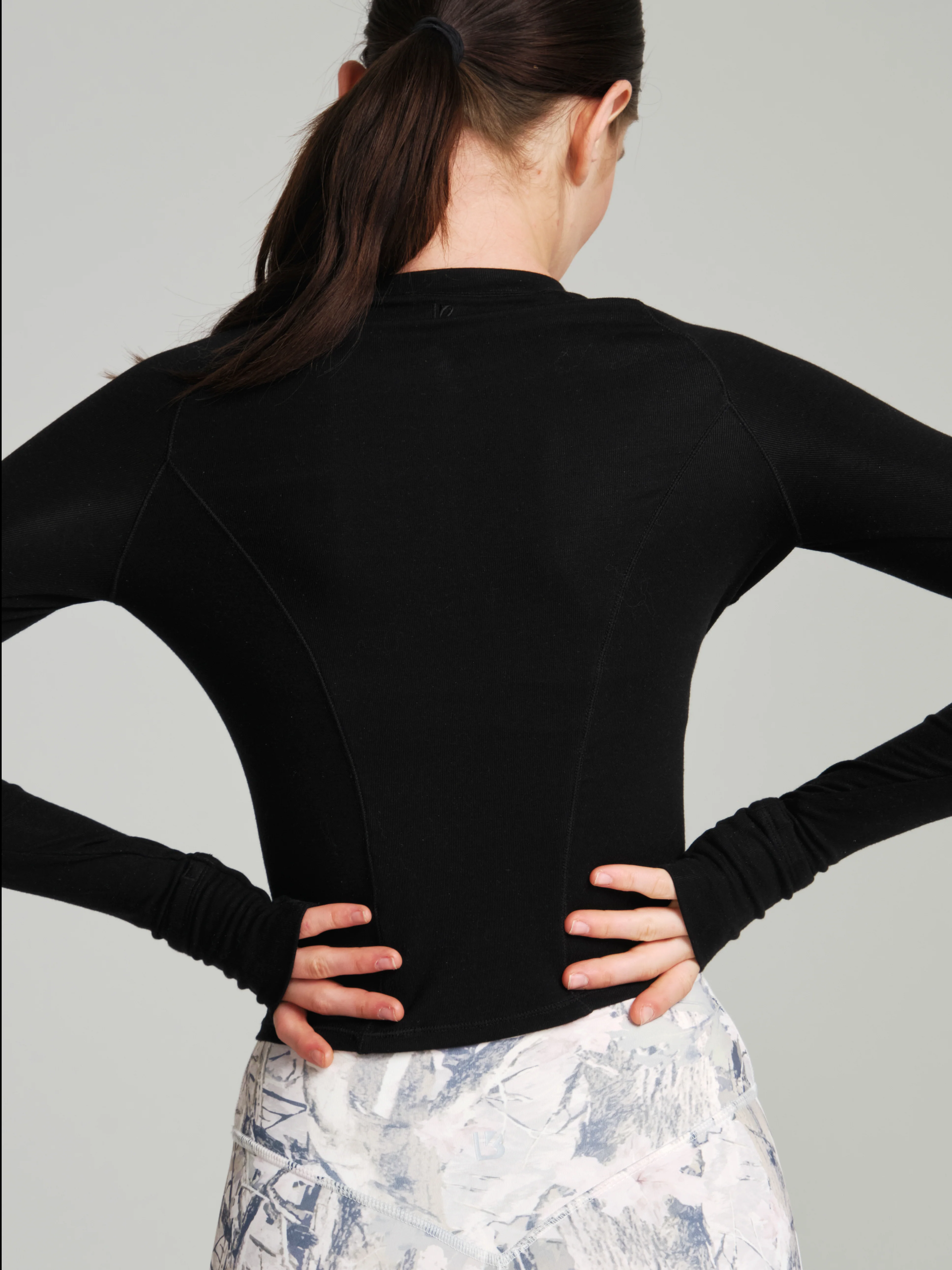 Base Layer Long Sleeve Waist Top - Onyx Black - Image 7