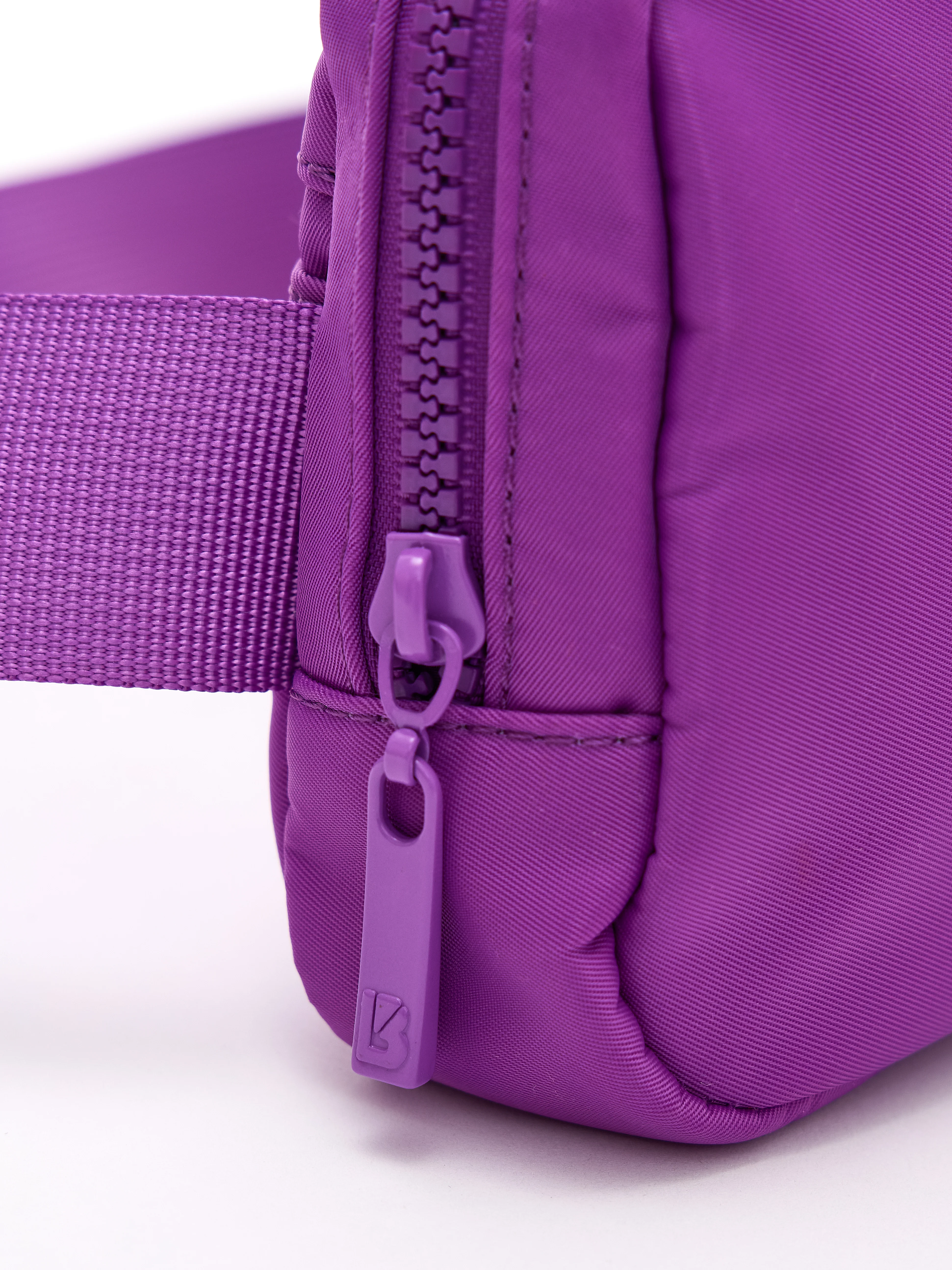 Breakthrough Belt Bag - Gusher - Image 7