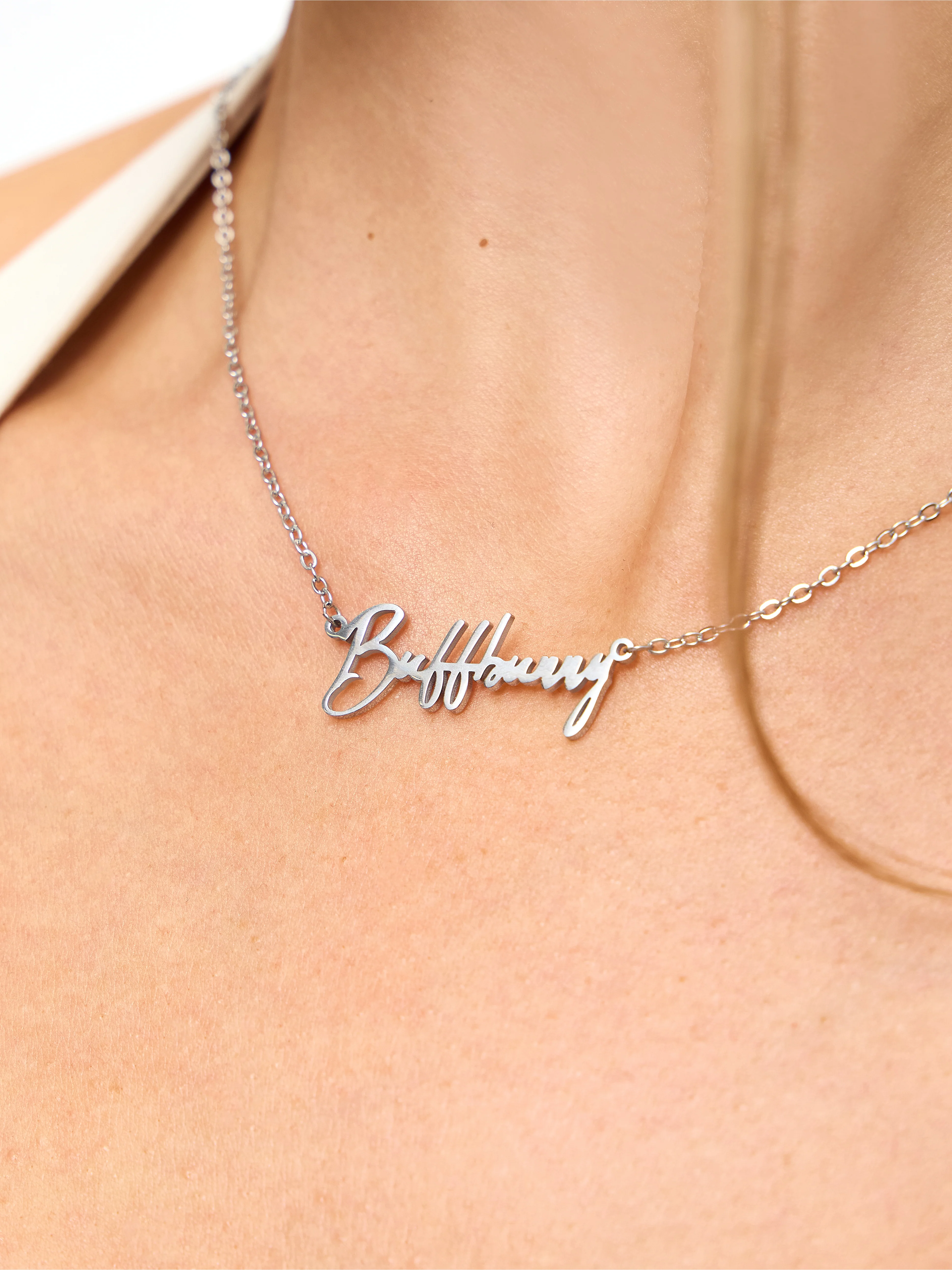 Buffbunny Necklace - Silver - Image 3