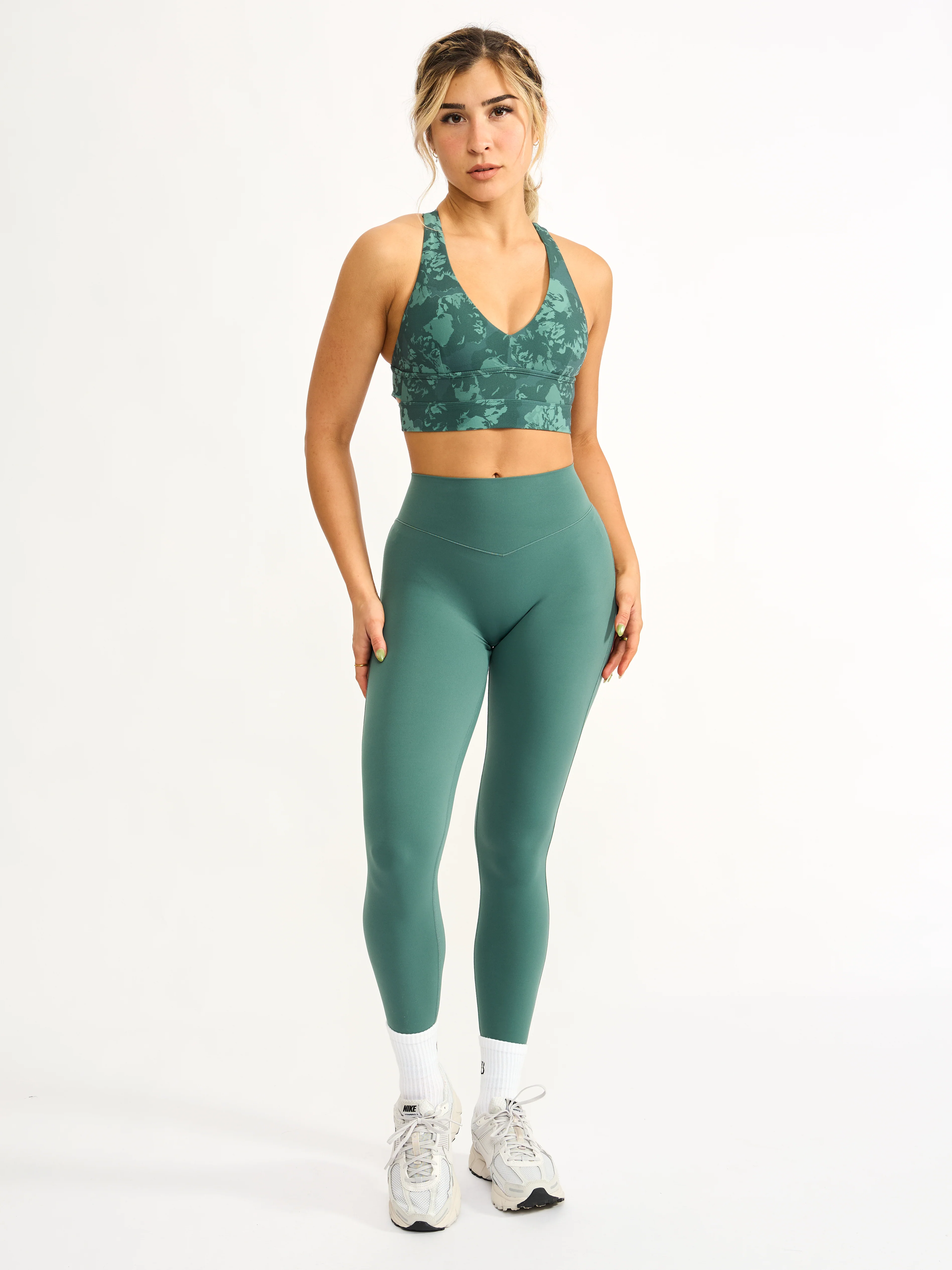 Collagen Legging - Heiress Ivy - Image 4
