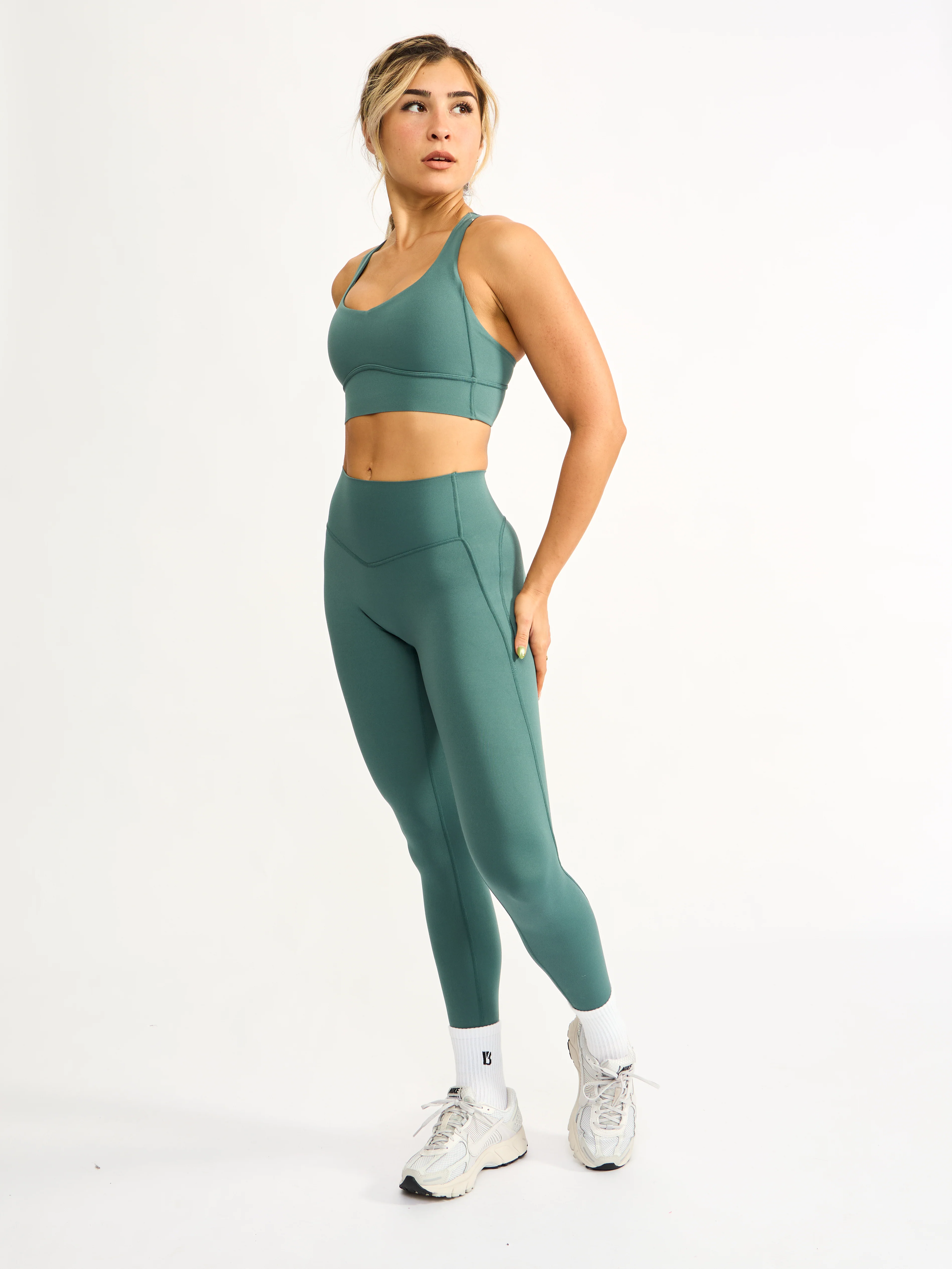 Collagen Sports Bra - Heiress Ivy - Image 3