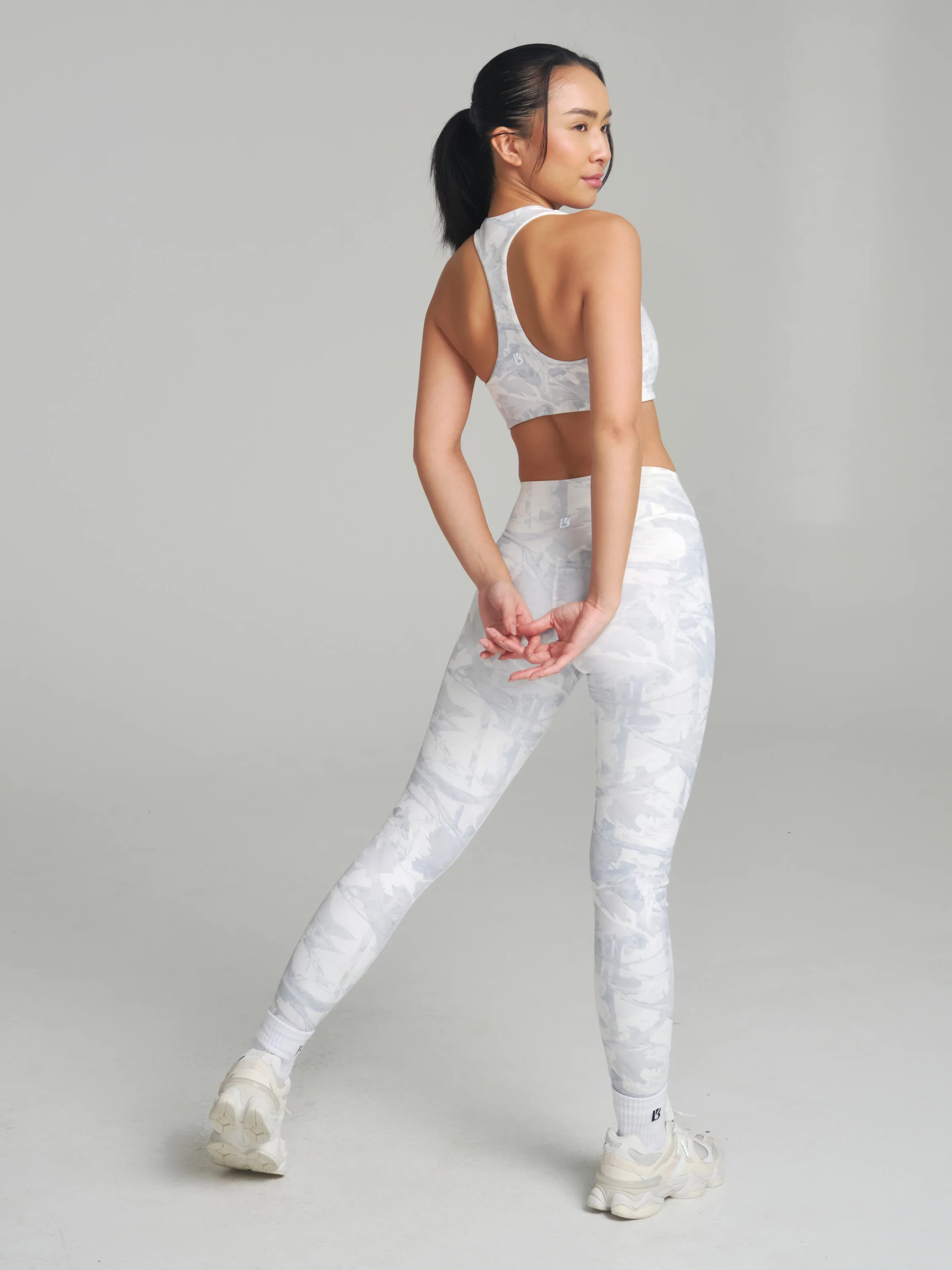 Colorado Fleece Legging - Snow Camo - Image 3
