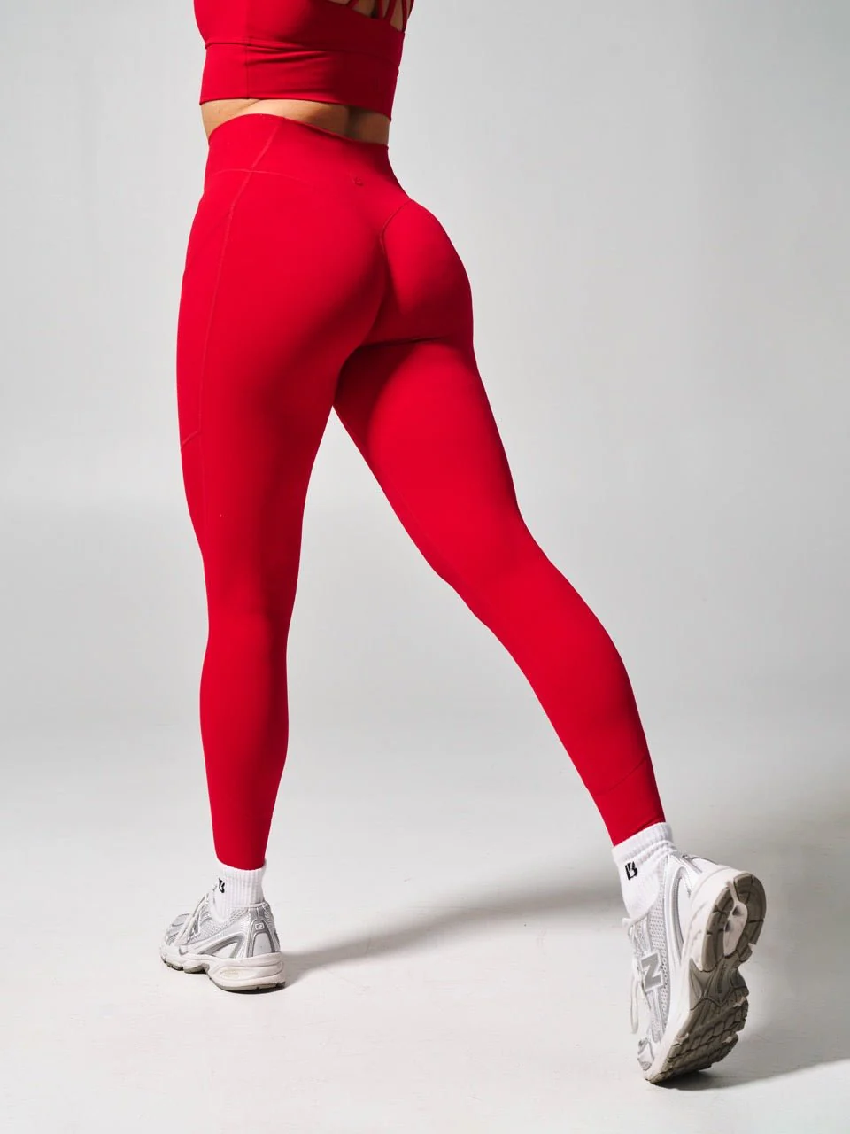 Contour Pocket Legging - Lipstick Red - Image 3