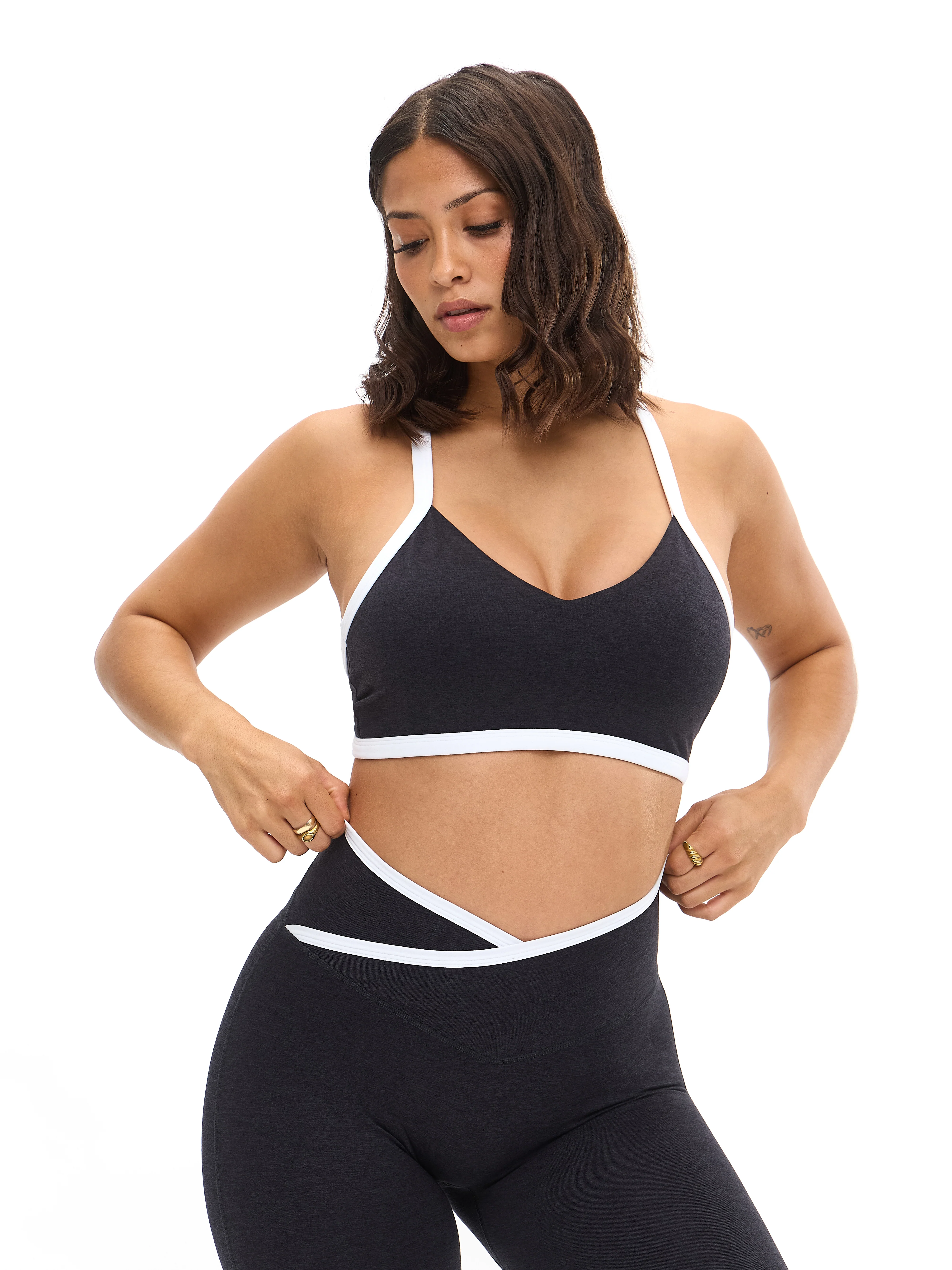 Dream Heather Contrast Sports Bra - Onyx Black and White - Image 2