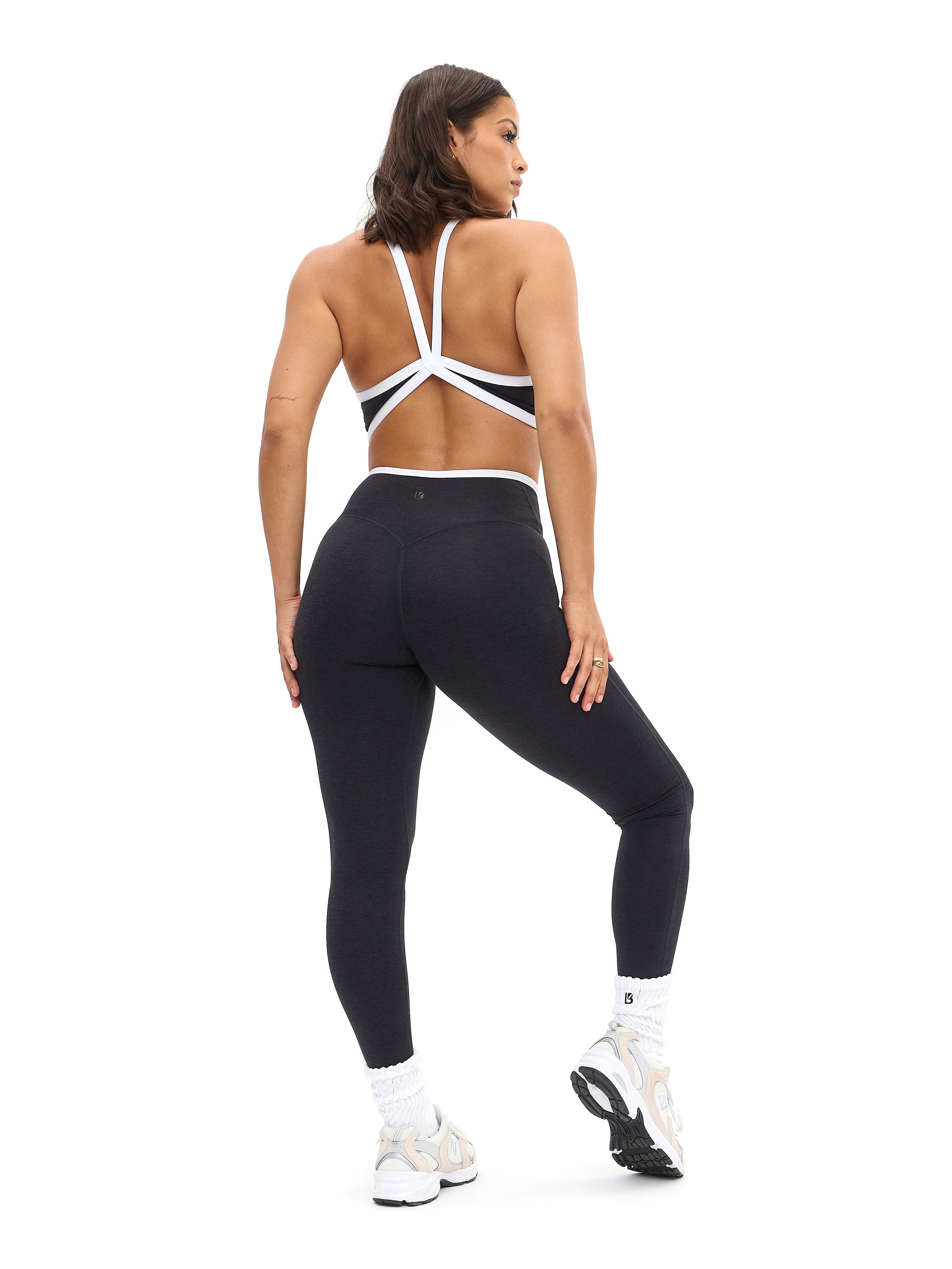 Dream Heather Contrast Sports Bra - Onyx Black and White - Image 5