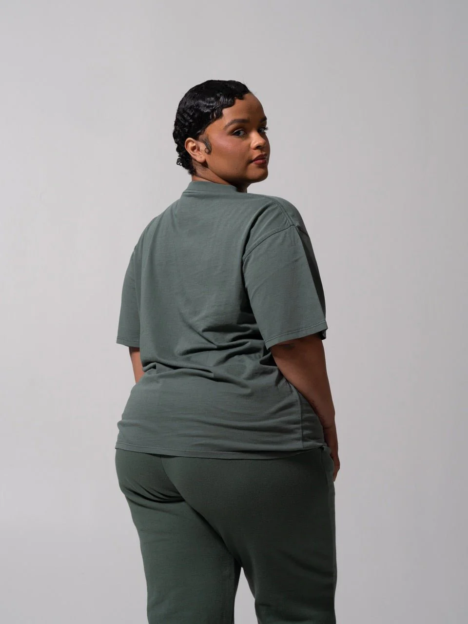 Essential Short Sleeve Tee - Limon Pepino - Image 4