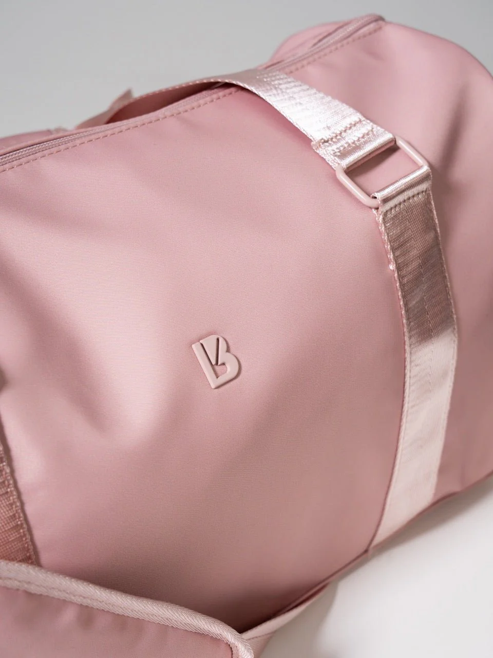 Everyday Duffel - Strawberry Milk - Image 5