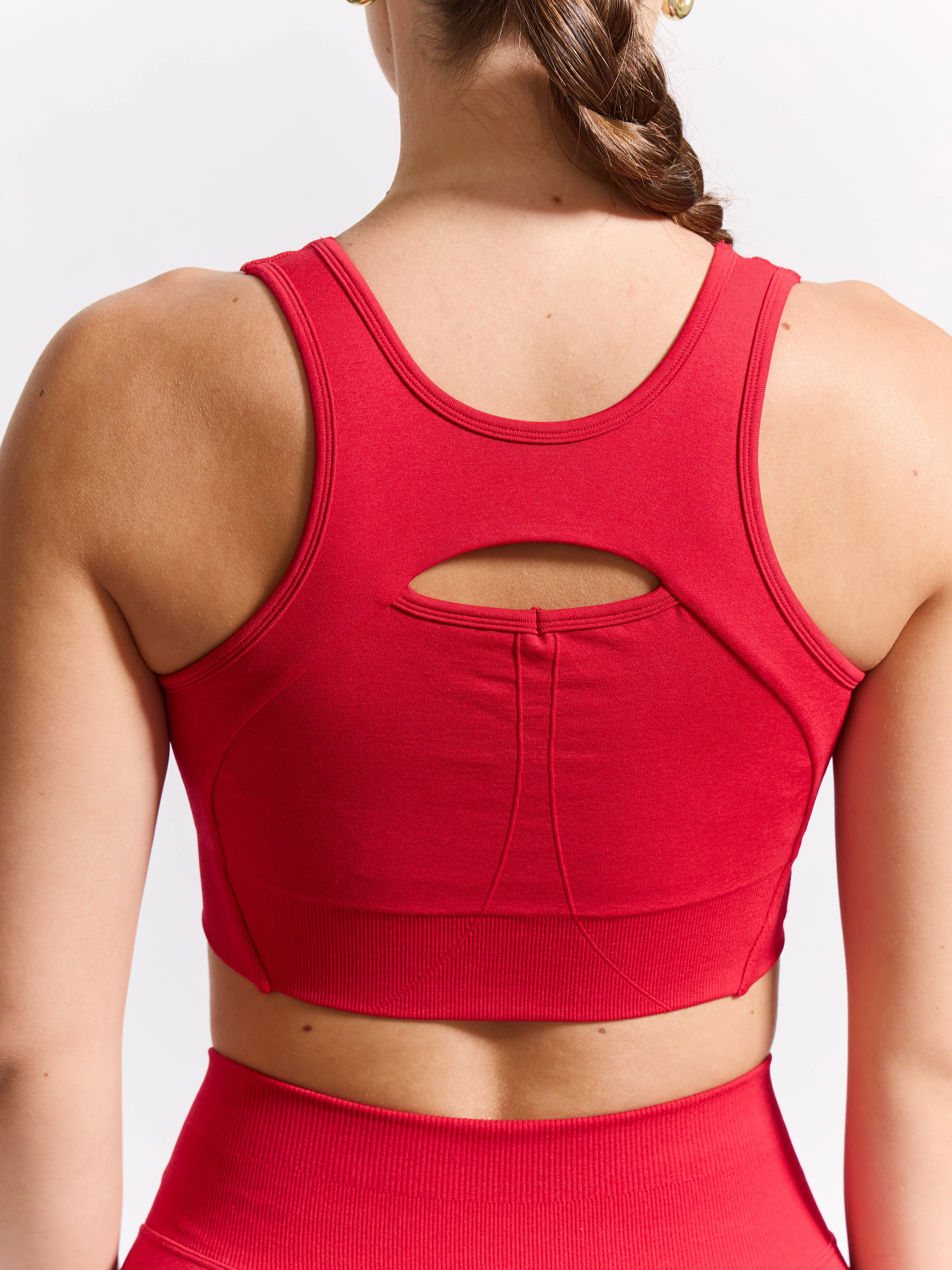 Form Seamless Sports Bra - Lipstick Red - Image 4