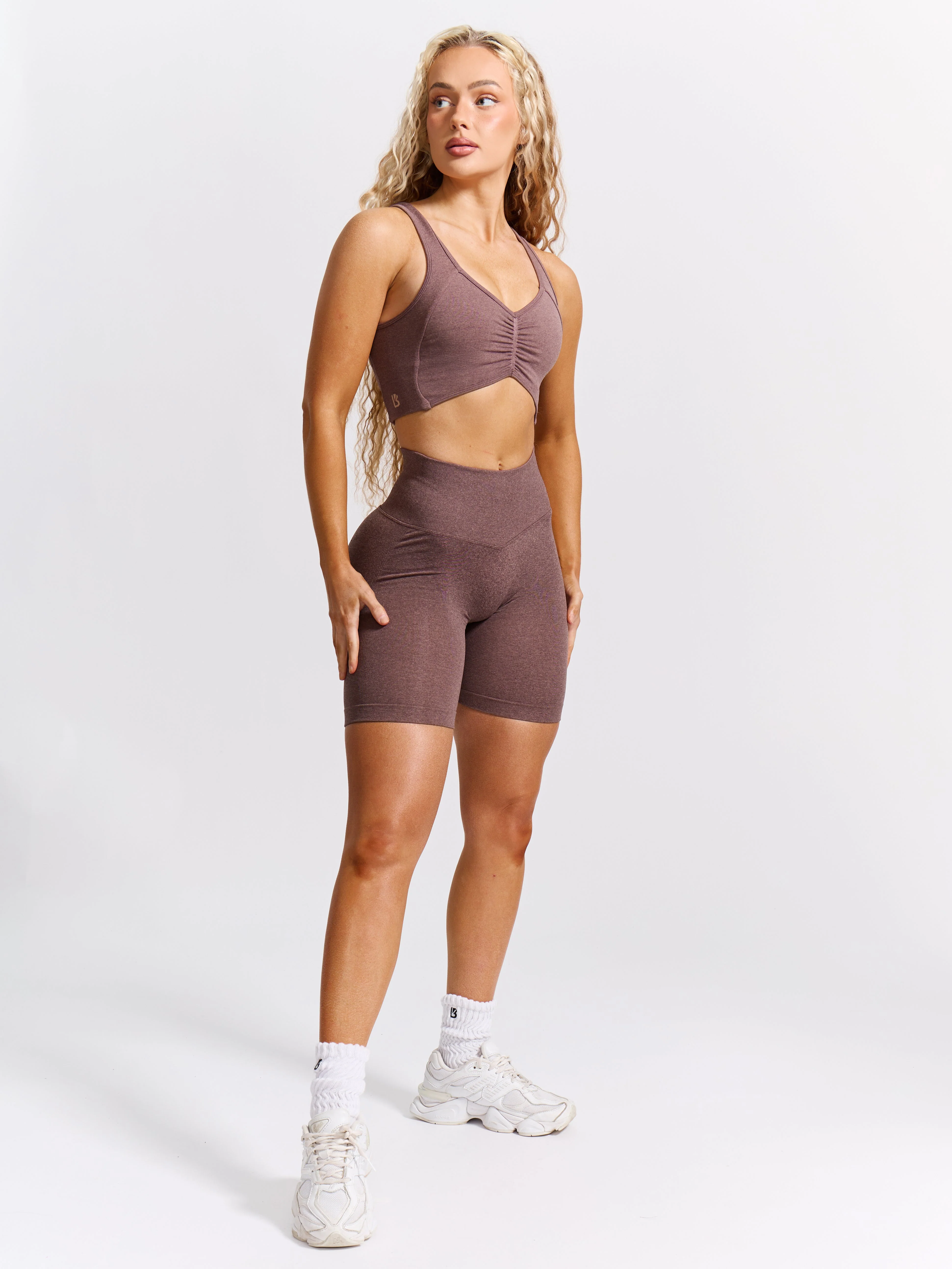 Form Seamless Sports Bra - Mocha Berry - Image 4