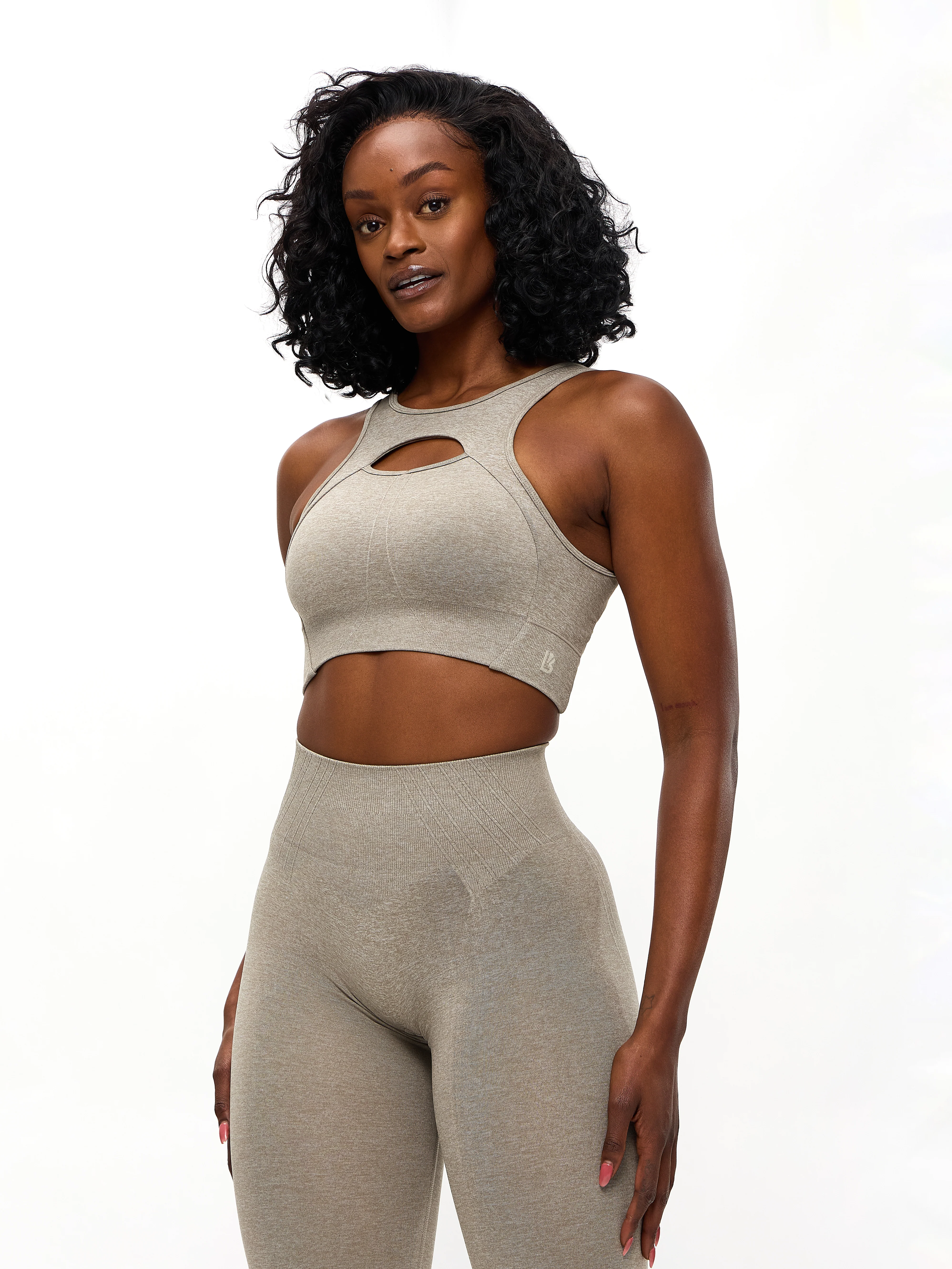 Form Reversible Seamless Sports Bra - Neutral - Image 4