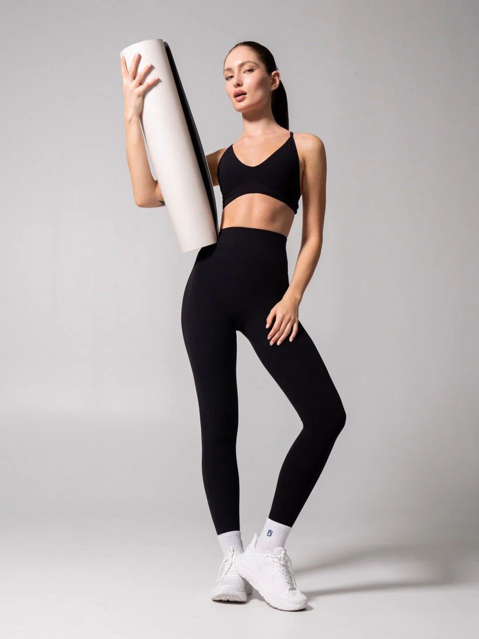 Girlfriend Reversible Sports Bra - Onyx Black and White - Image 9