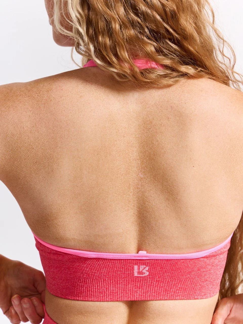 Halter Seamless Sports Bra - Salsa Ombre - Image 7