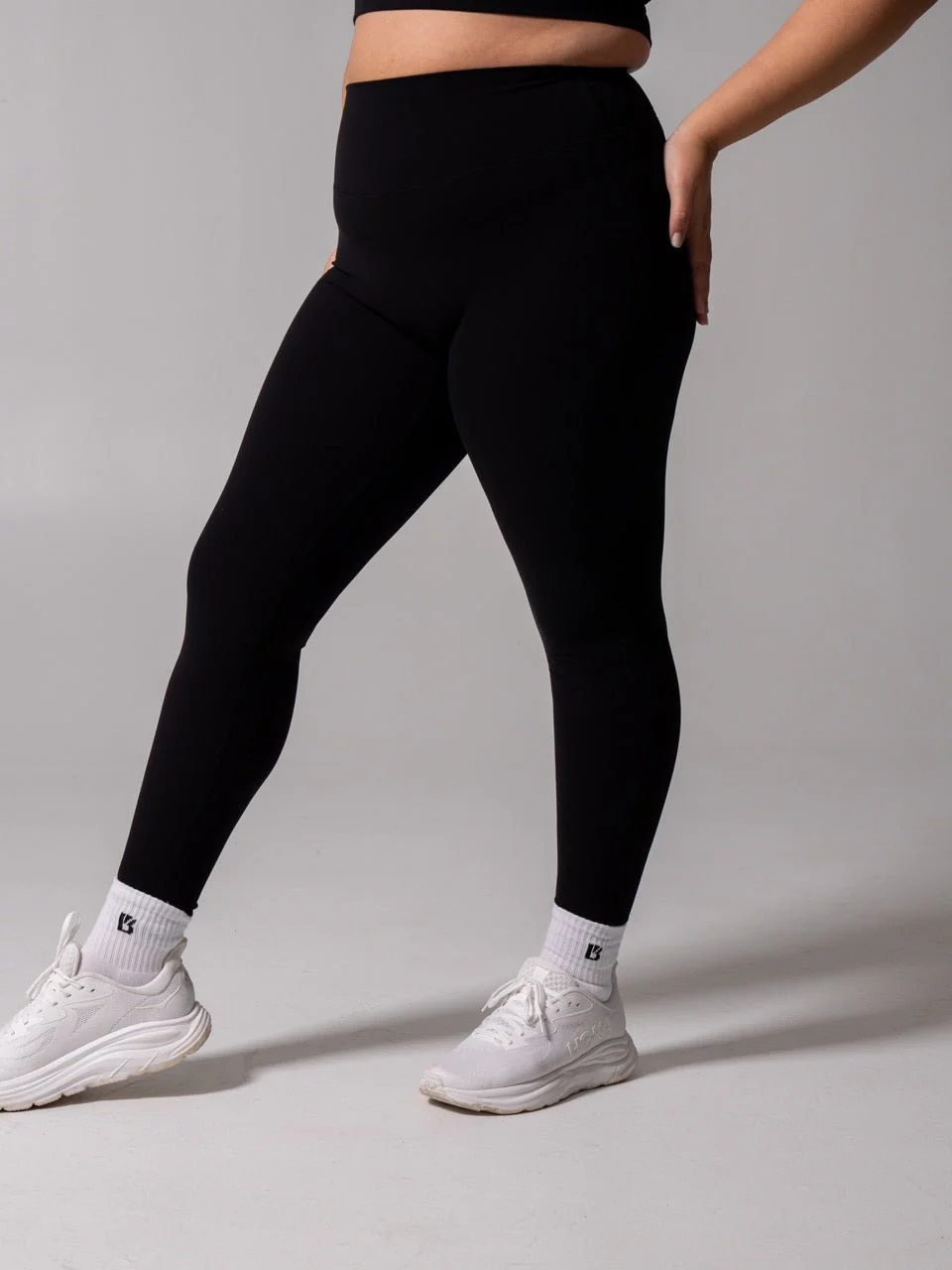 Micro Legacy Legging - Onyx Black - Image 4