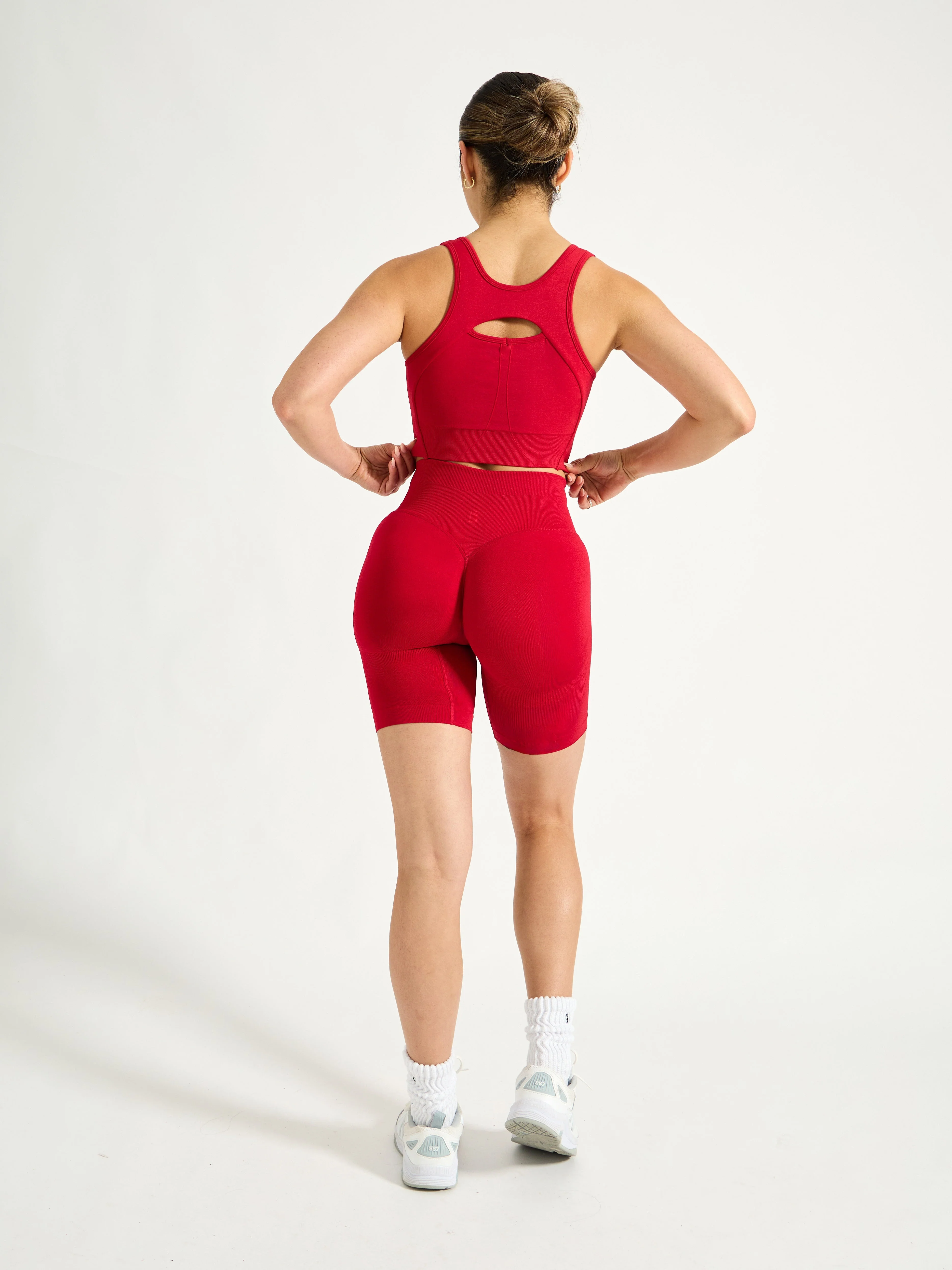 Miracle Seamless Short 6" - Lipstick Red - Image 7