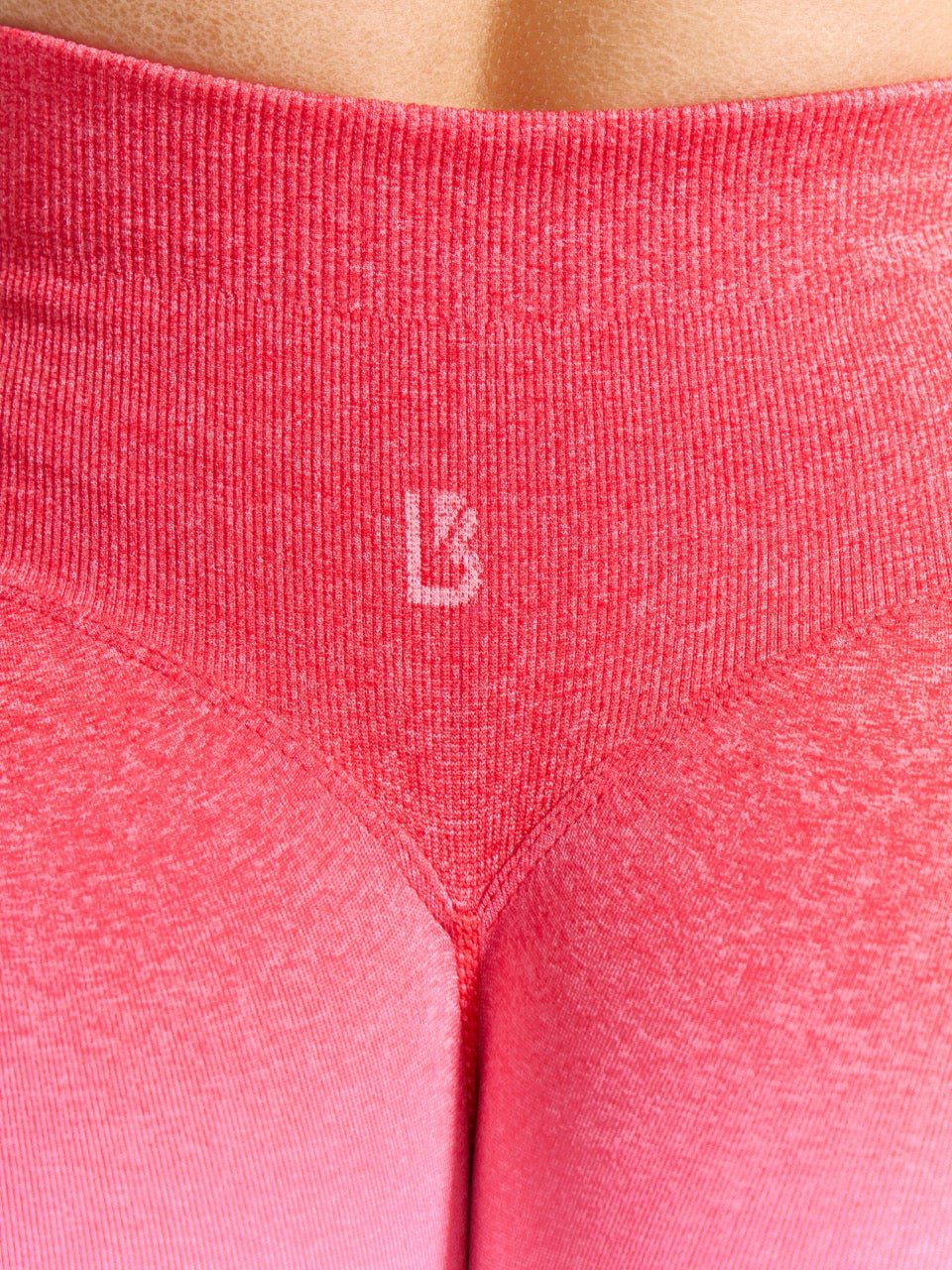 Miracle Seamless Short 6" - Salsa Ombre - Image 5