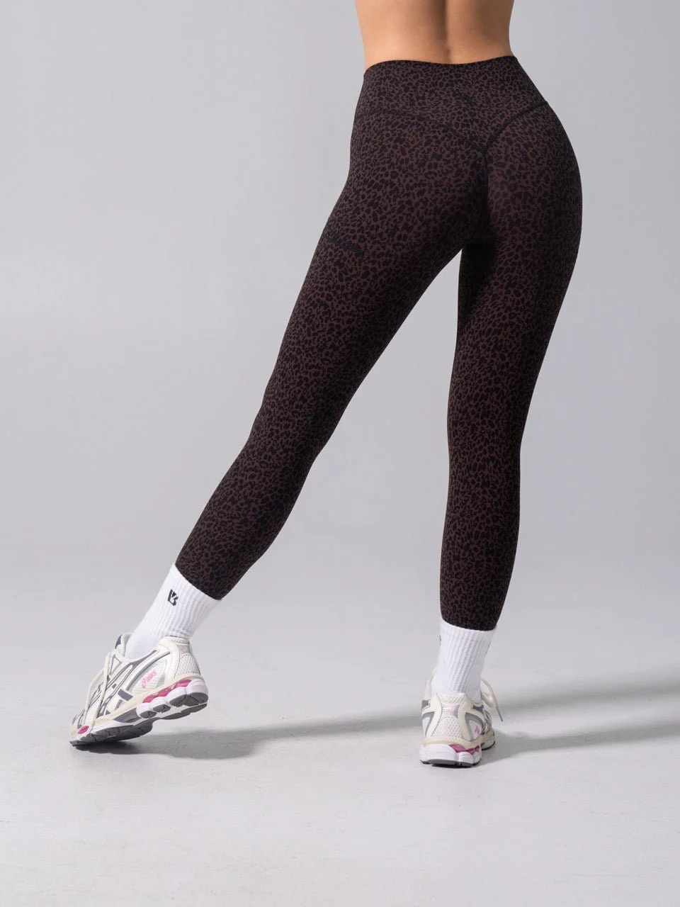 Nirvana Nubre Legging - Leopard Print - Image 5