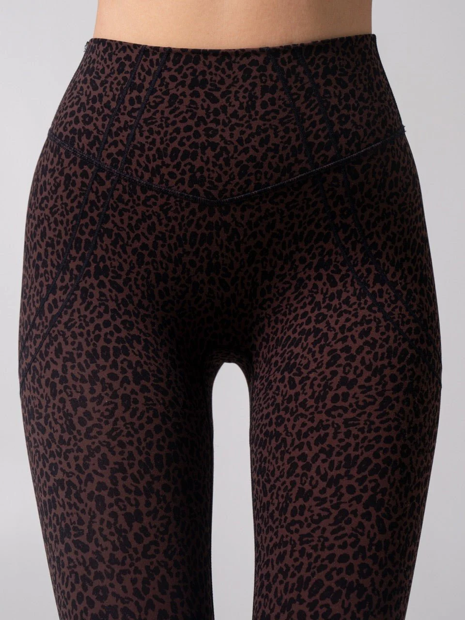 Nirvana Nubre Legging - Leopard Print - Image 7