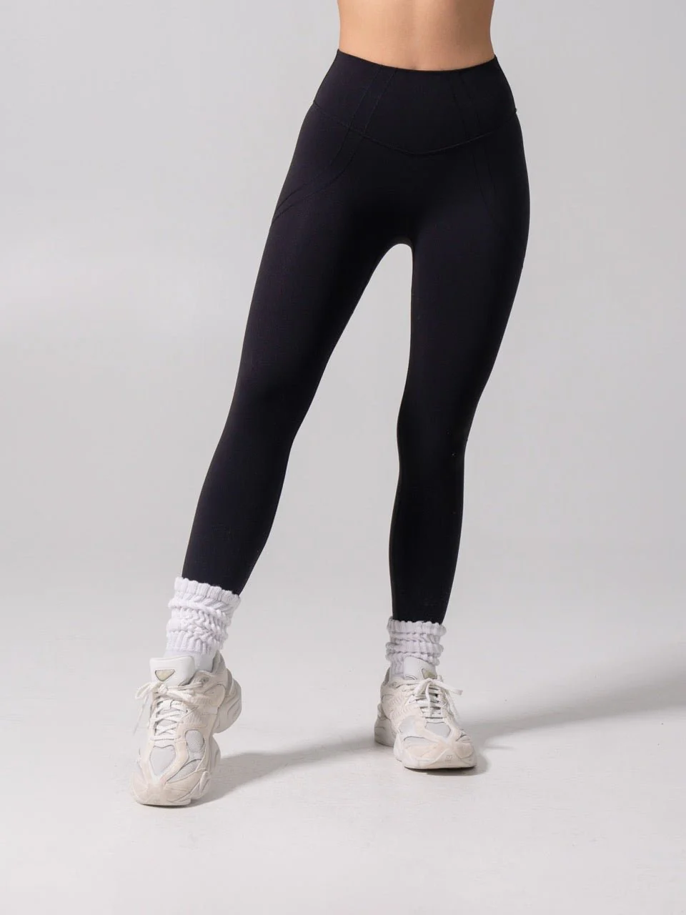 Nirvana Nubre Legging - Onyx Black - Image 2