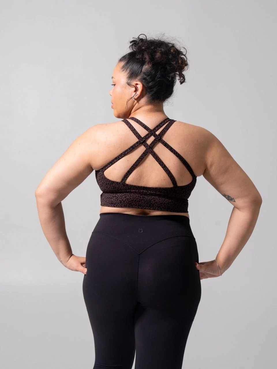 Nubre Twilight Sports Bra - Leopard Print - Image 7