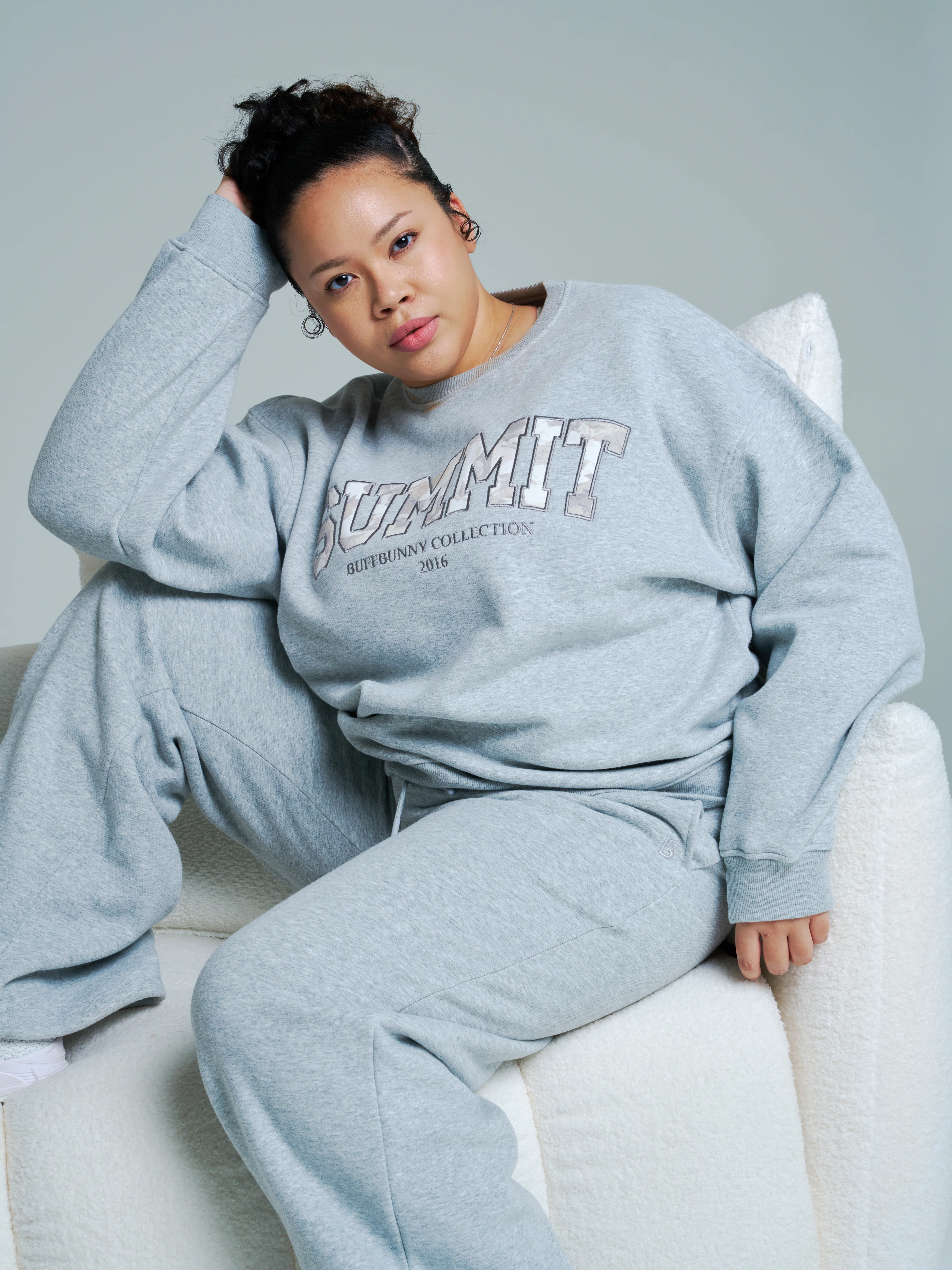 Plush Fleece Crew Pullover - Heather Grey - Image 4