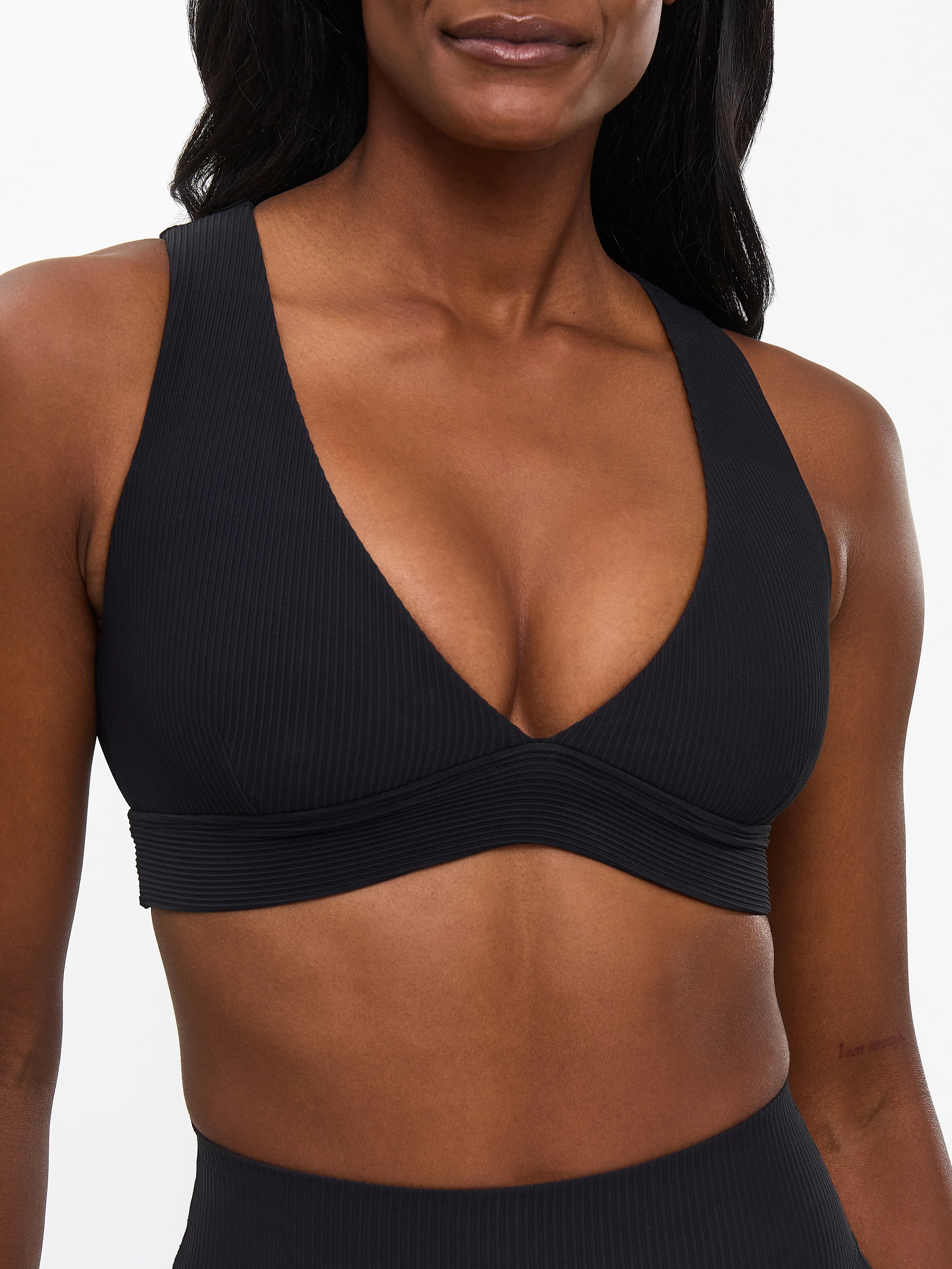 Ribbed Deep V Sports Bra - Onyx Black - Image 3