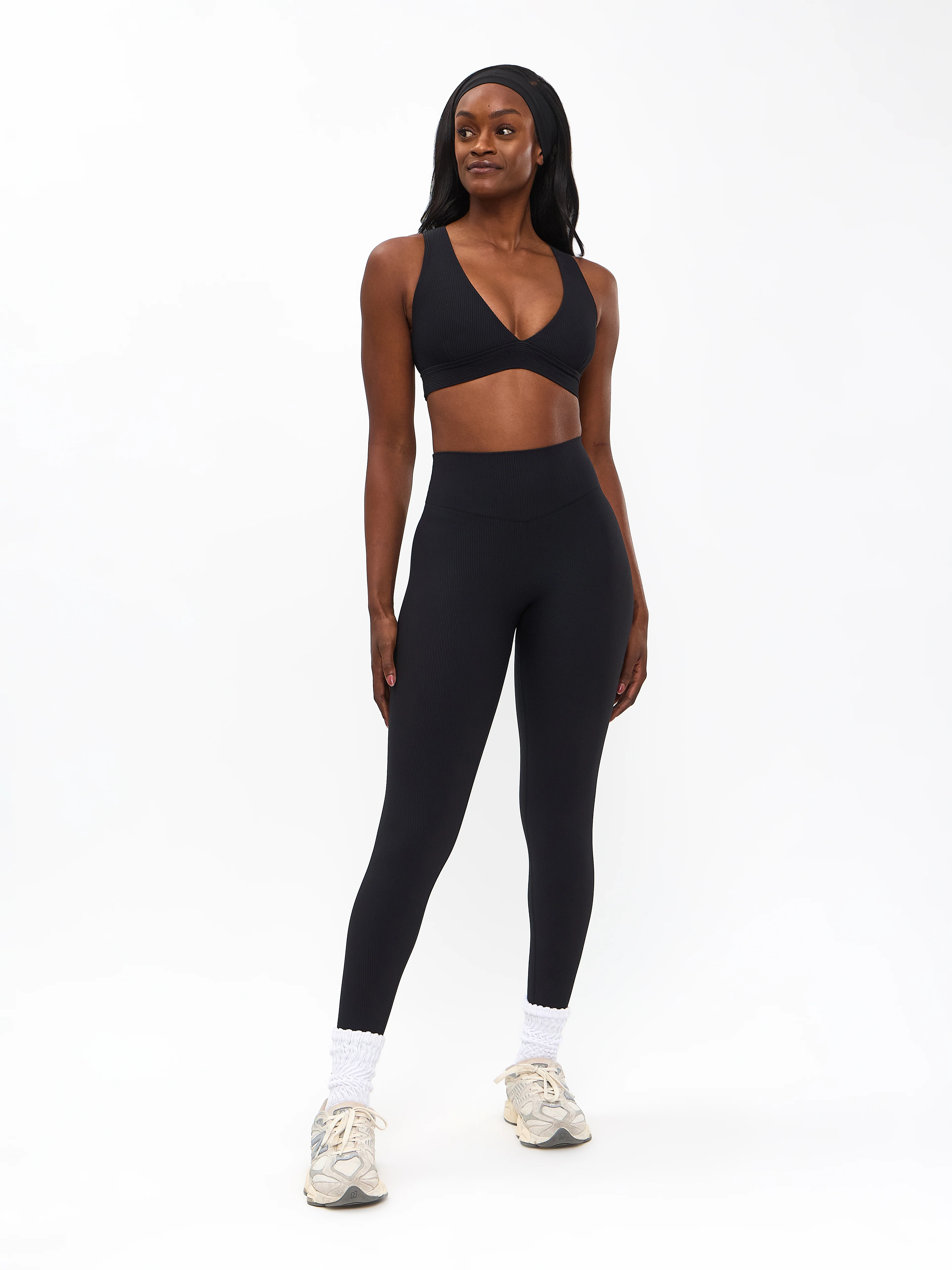 Ribbed Deep V Sports Bra - Onyx Black - Image 6