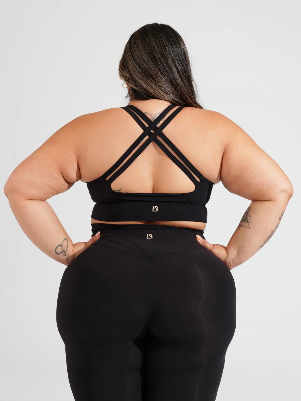 Rosa Sports Bra - Onyx Black - Image 4