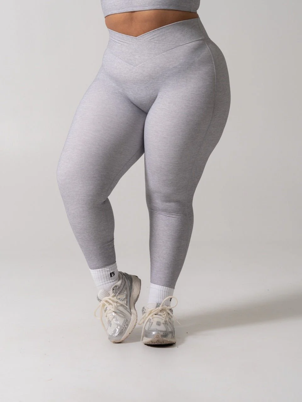 Siren Scrunch Legging - Platinum - Image 4