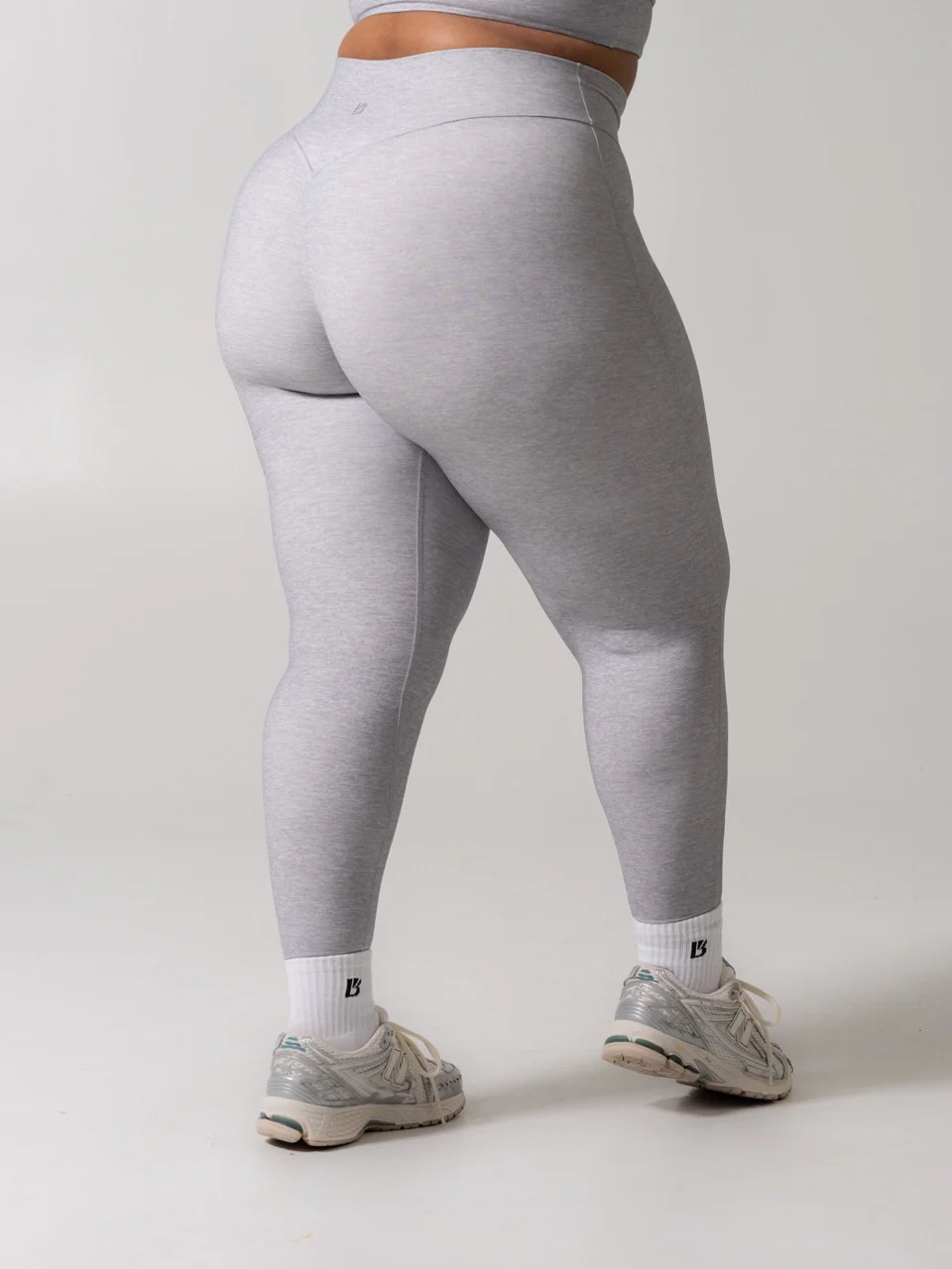 Siren Scrunch Legging - Platinum - Image 6