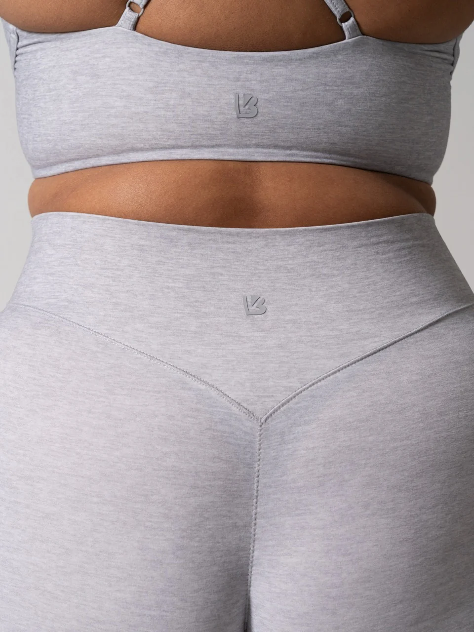 Siren Scrunch Legging - Platinum - Image 7