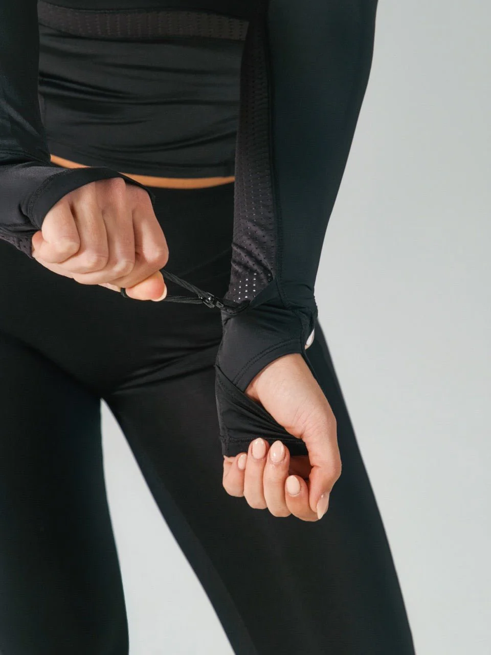 Storm Hip Top - Onyx Black - Image 6