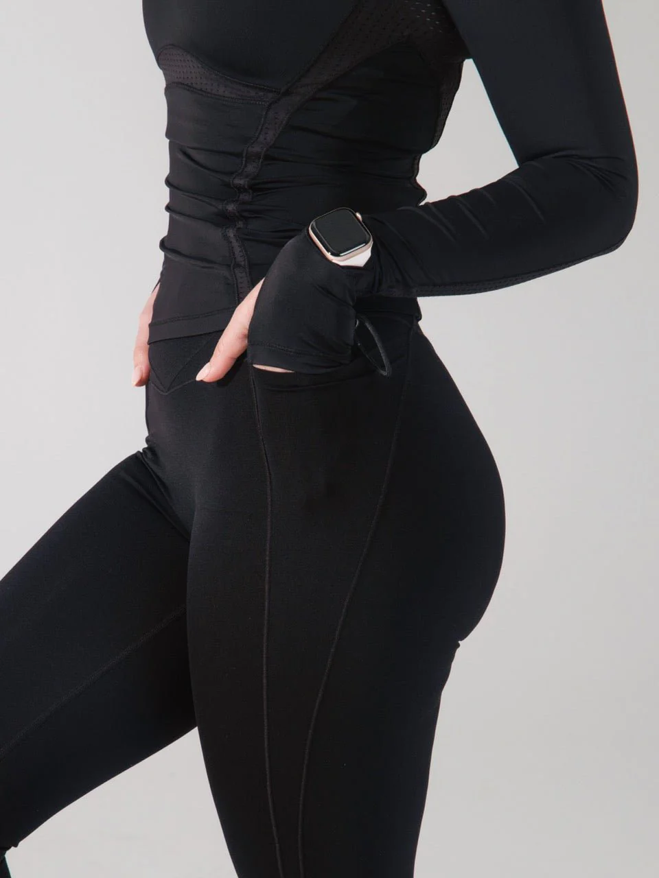 Storm Hip Top - Onyx Black - Image 8