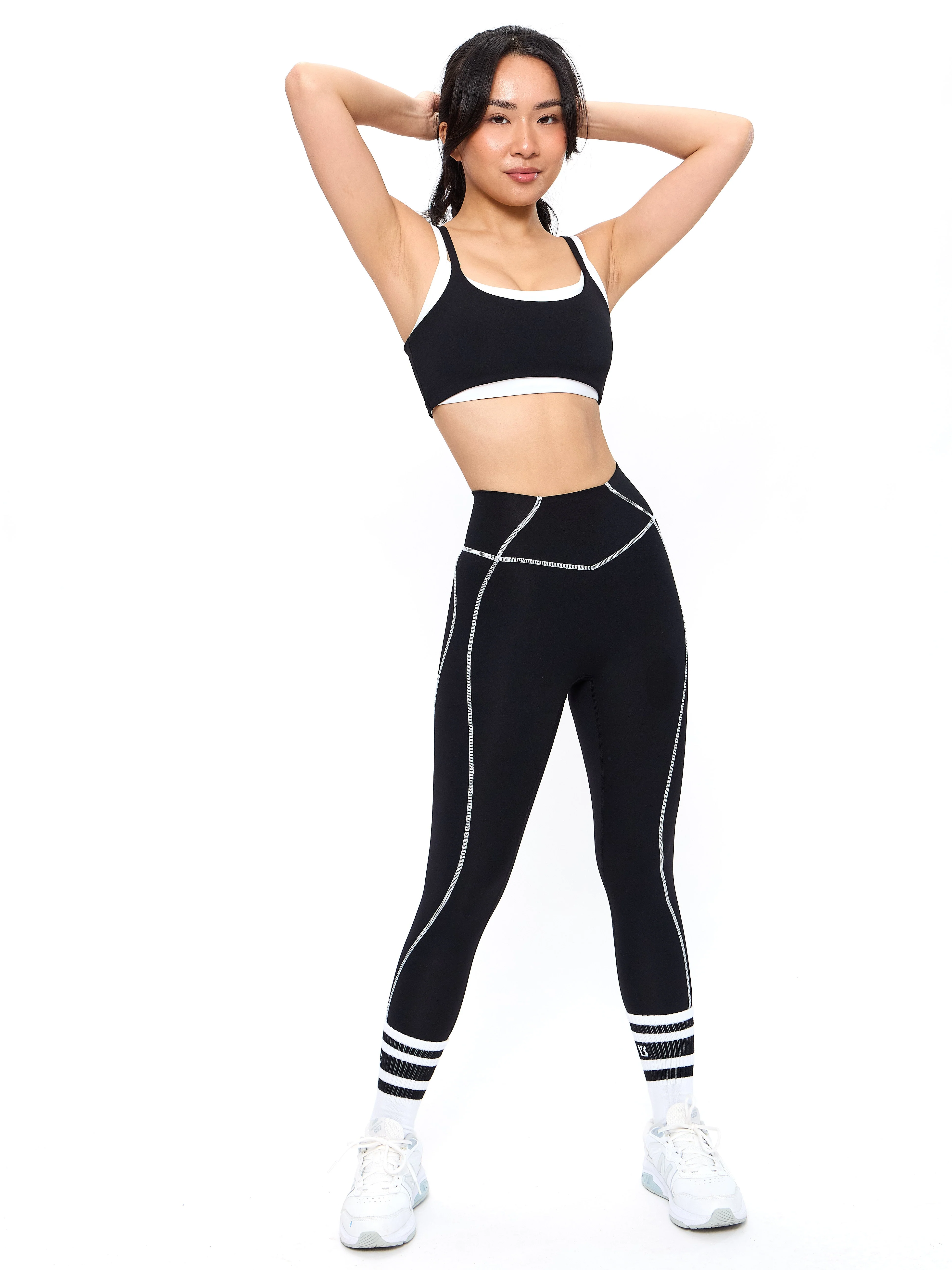 Story Sports Bra - Onyx Black - Image 3