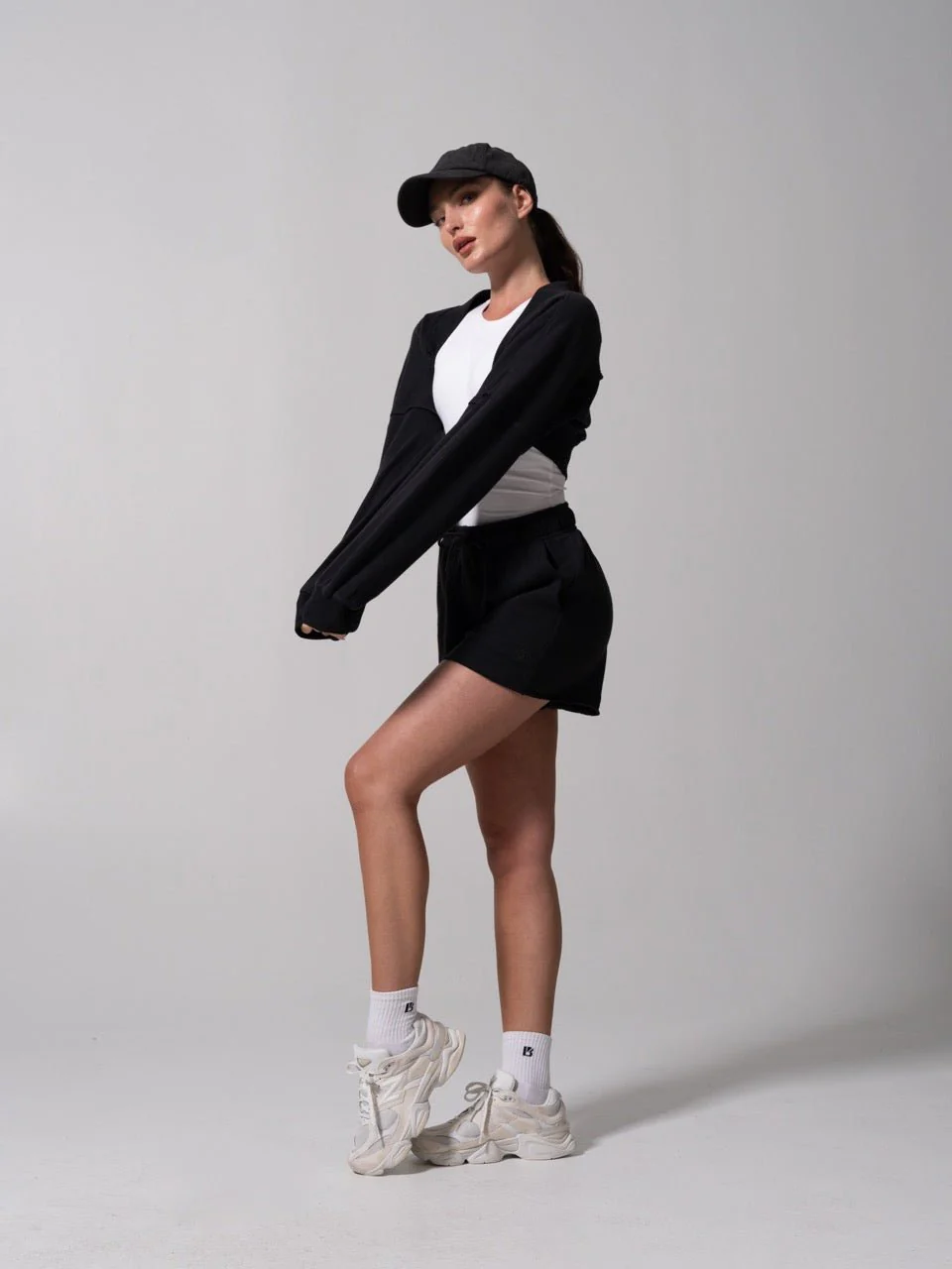 Threads Bolero - Onyx Black - Image 2