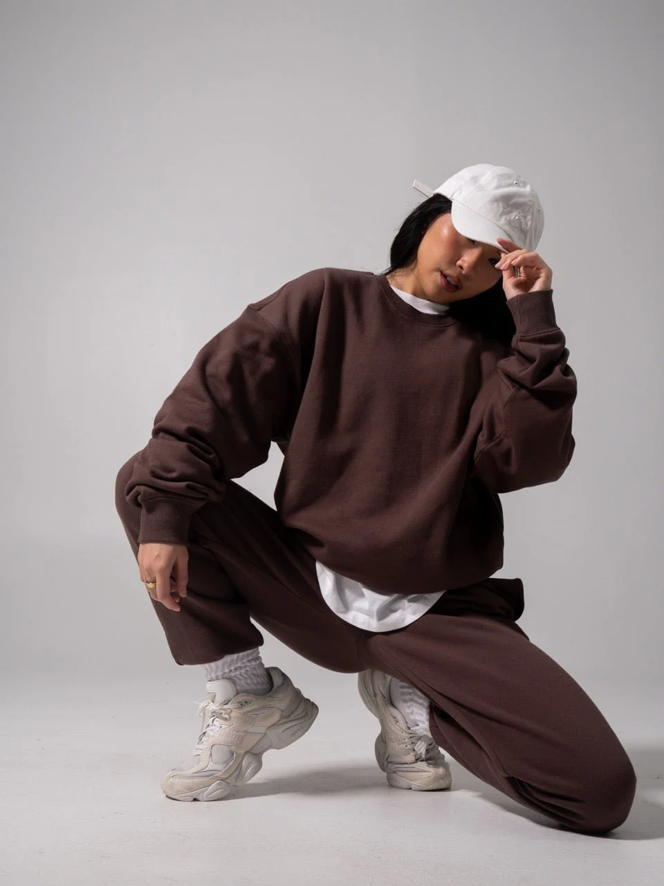 Threads Crew Pullover - Espresso - Image 6