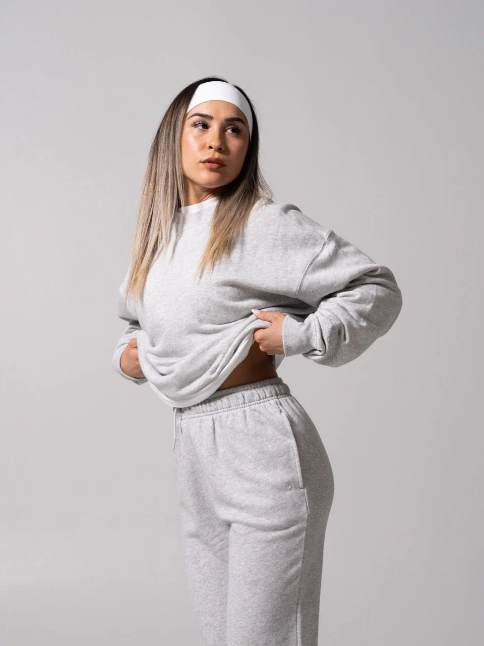 Threads Crew Pullover - Heather Grey - Image 4