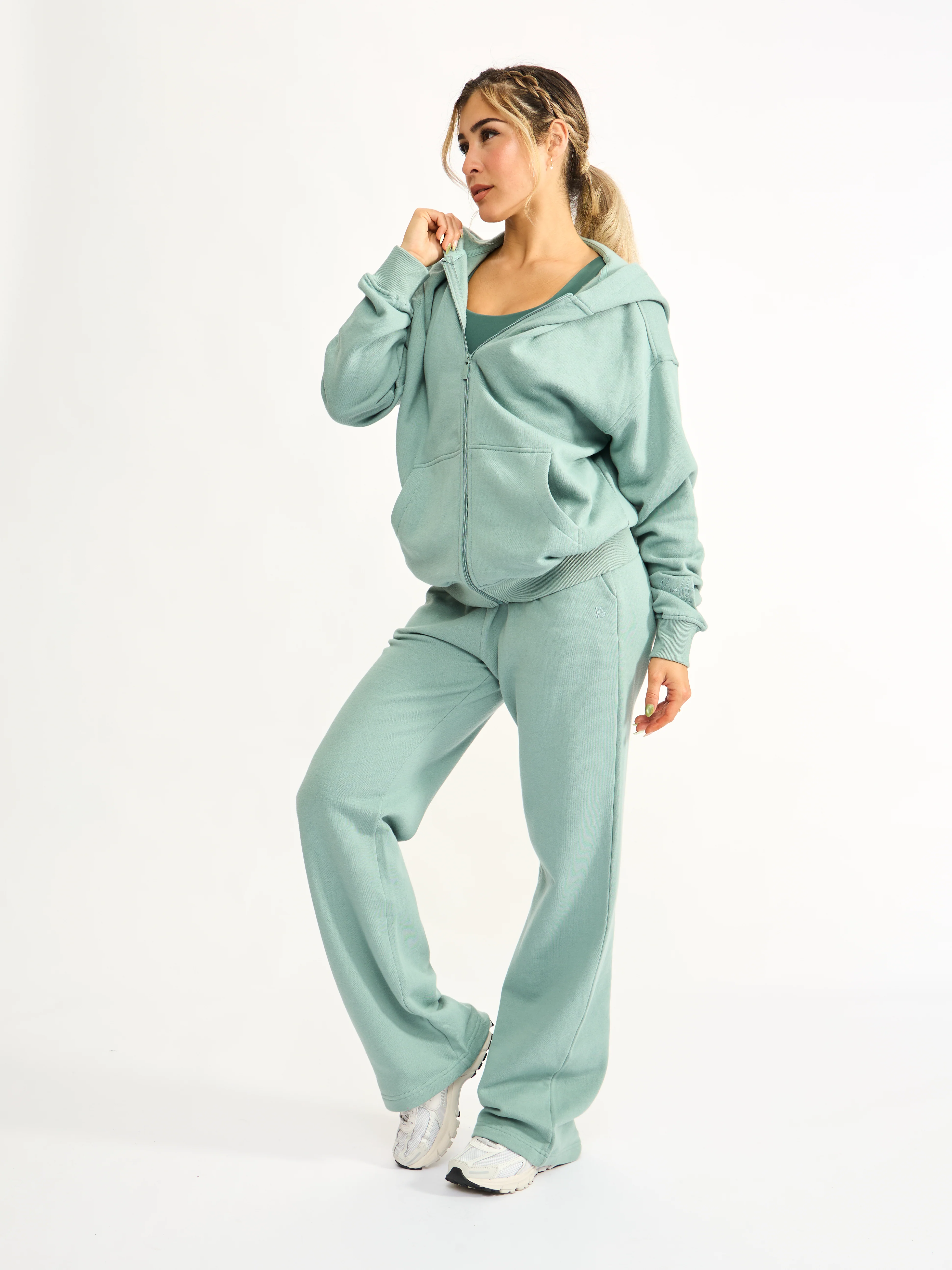 Threads Crossover Sweat Pant - Garden Party - Image 6