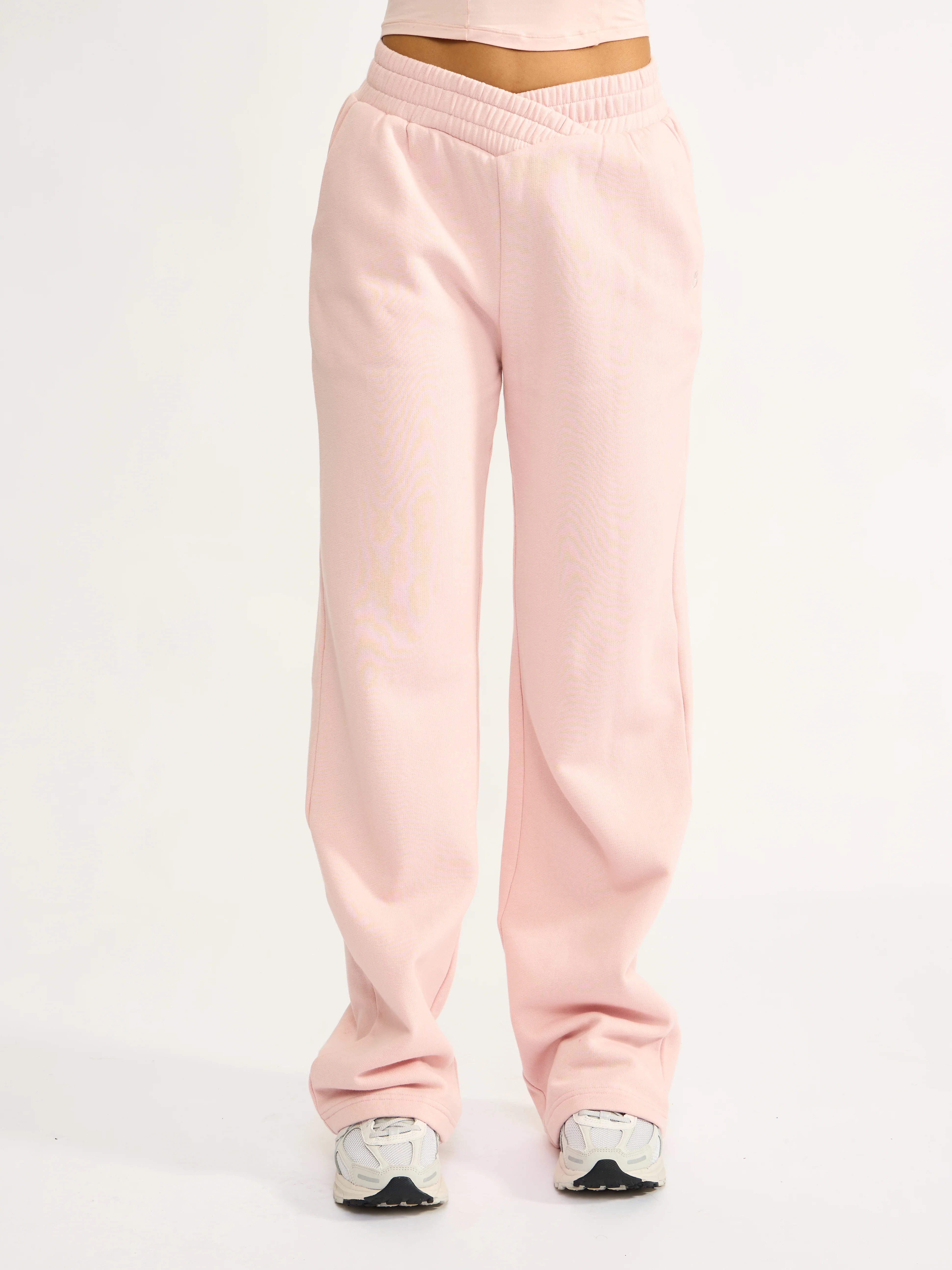 Threads Crossover Sweat Pant - Love Story - Image 3