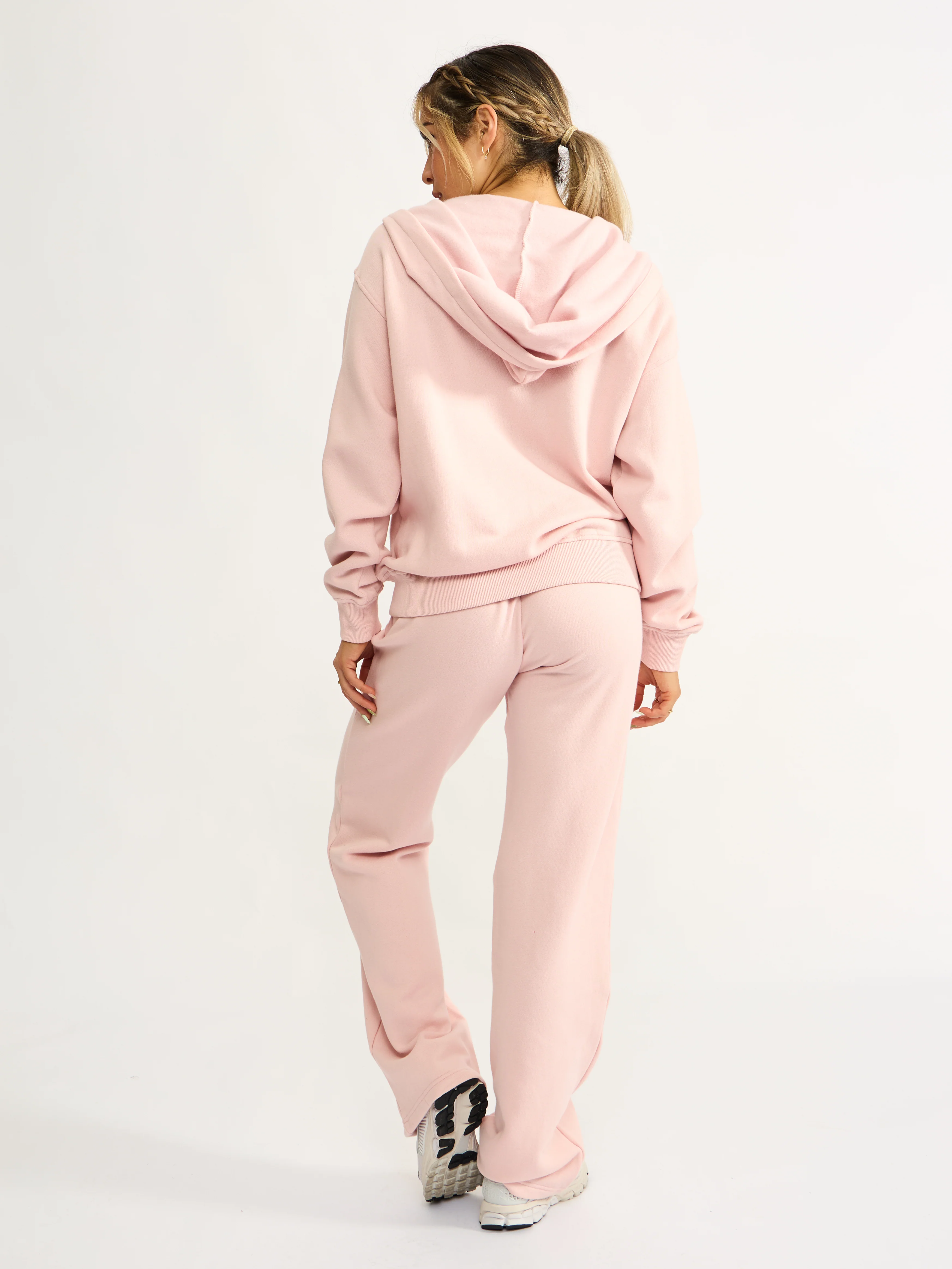 Threads Crossover Sweat Pant - Love Story - Image 6