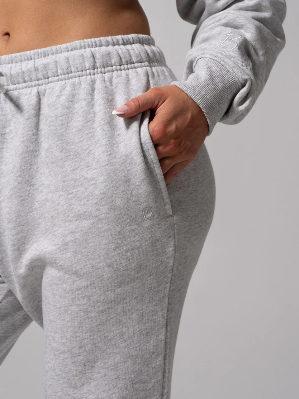 Threads Jogger Sweatpant - Heather Grey - Image 4